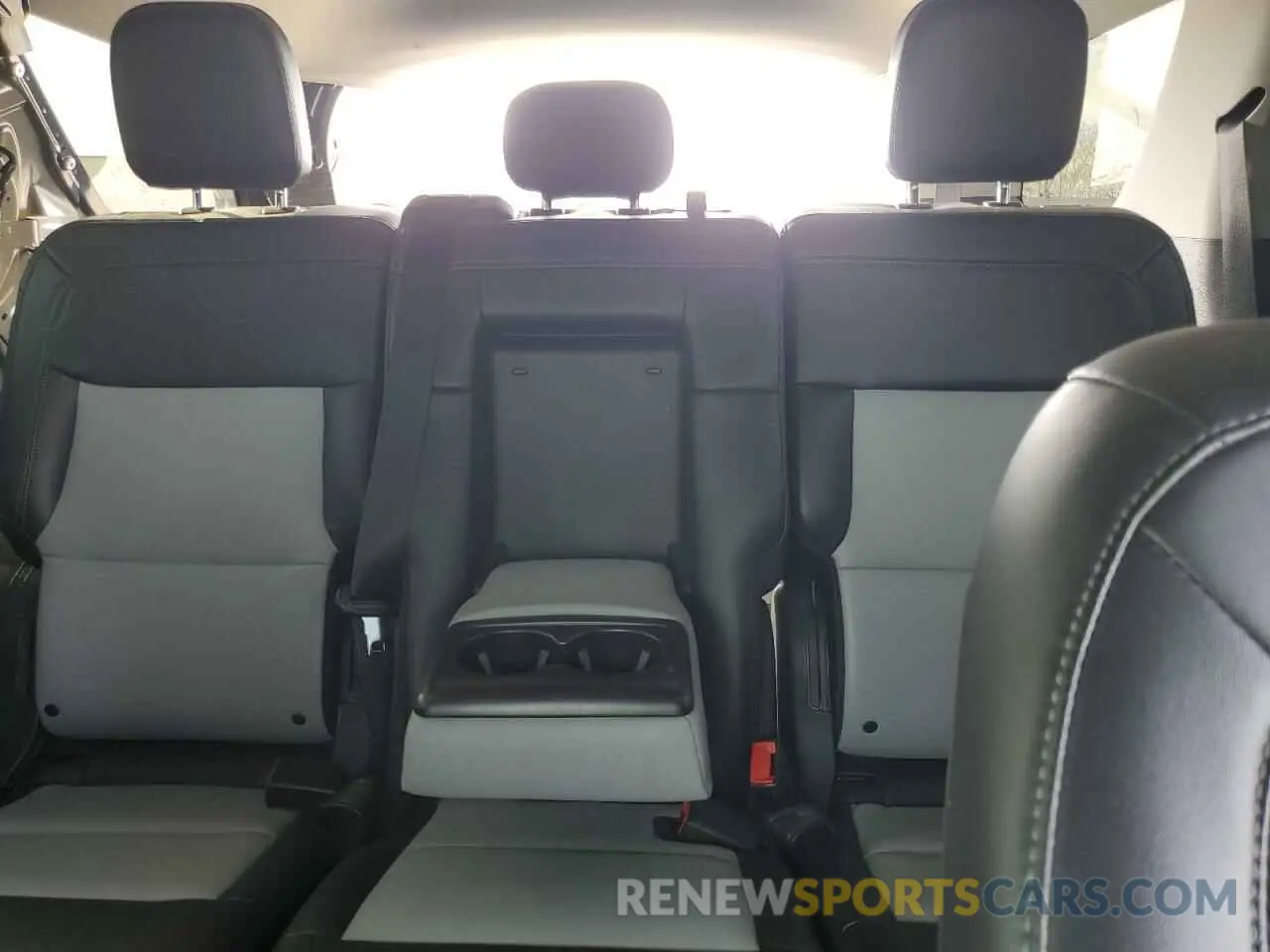10 Фотография поврежденного автомобиля 1FMSK7DH3PGA95078 FORD EXPLORER 2023