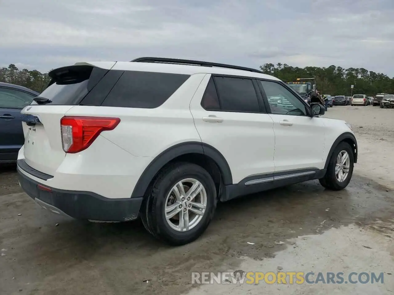 3 Фотография поврежденного автомобиля 1FMSK7DH4PGA38145 FORD EXPLORER 2023