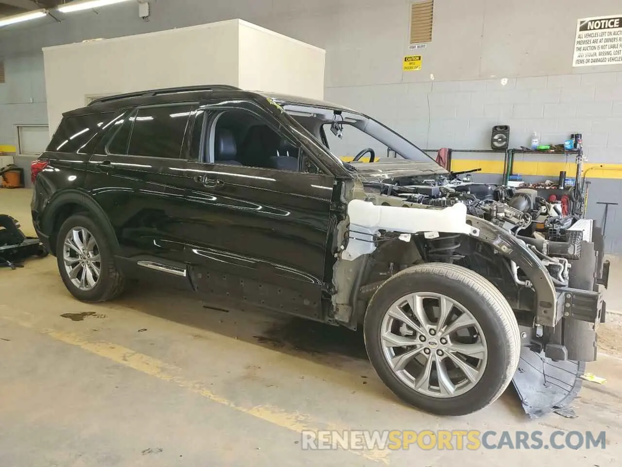 4 Photograph of a damaged car 1FMSK7DH5PGA99911 FORD EXPLORER 2023