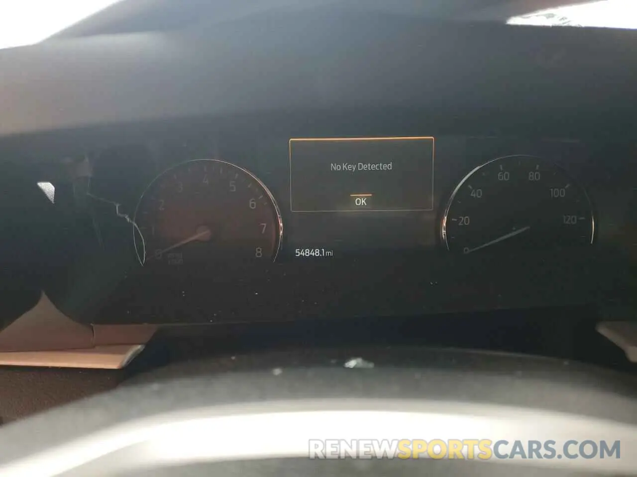 9 Фотография поврежденного автомобиля 1FMSK7DH5PGB70654 FORD EXPLORER 2023