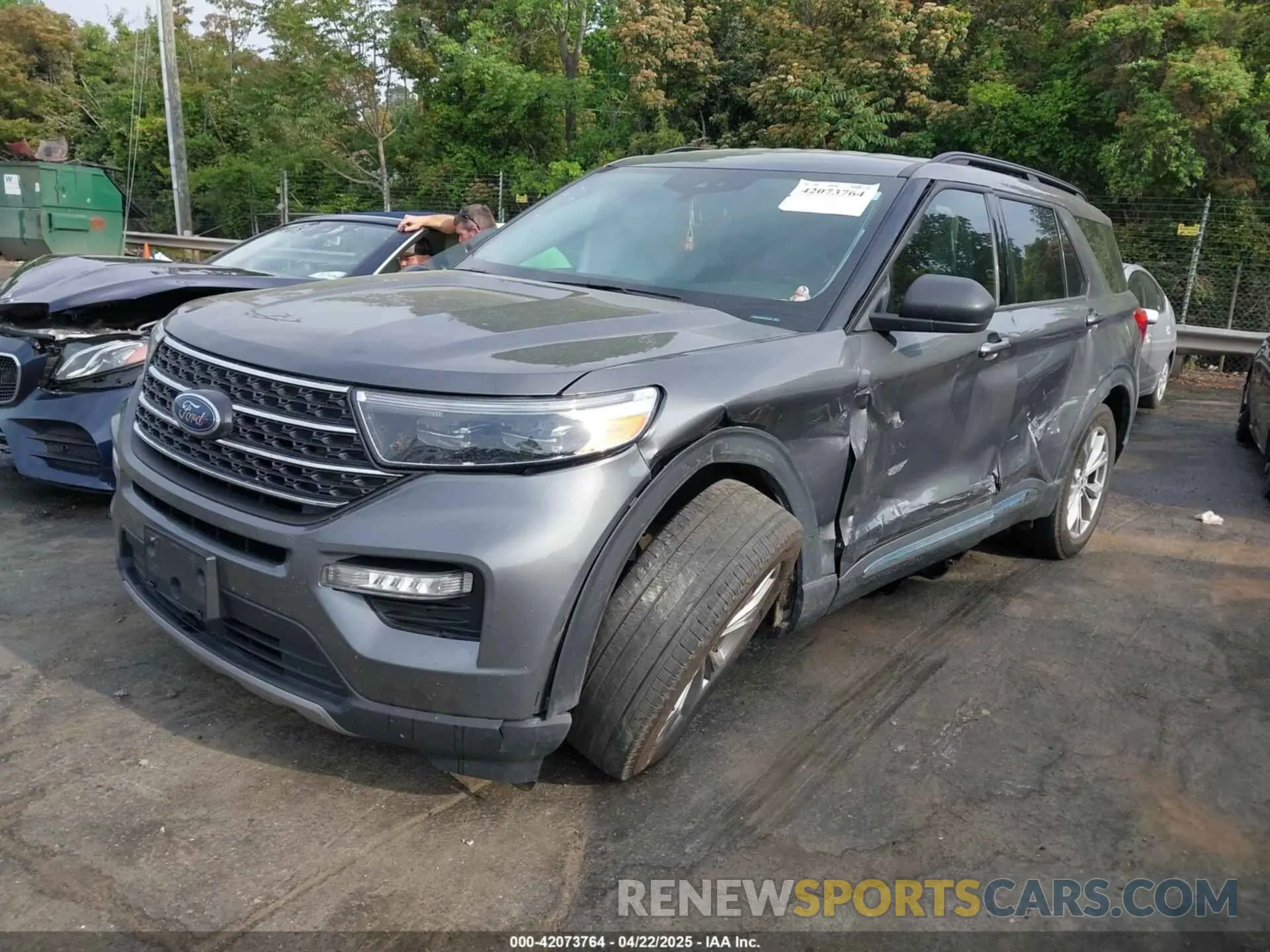 2 Фотография поврежденного автомобиля 1FMSK7DH5PGB87020 FORD EXPLORER 2023