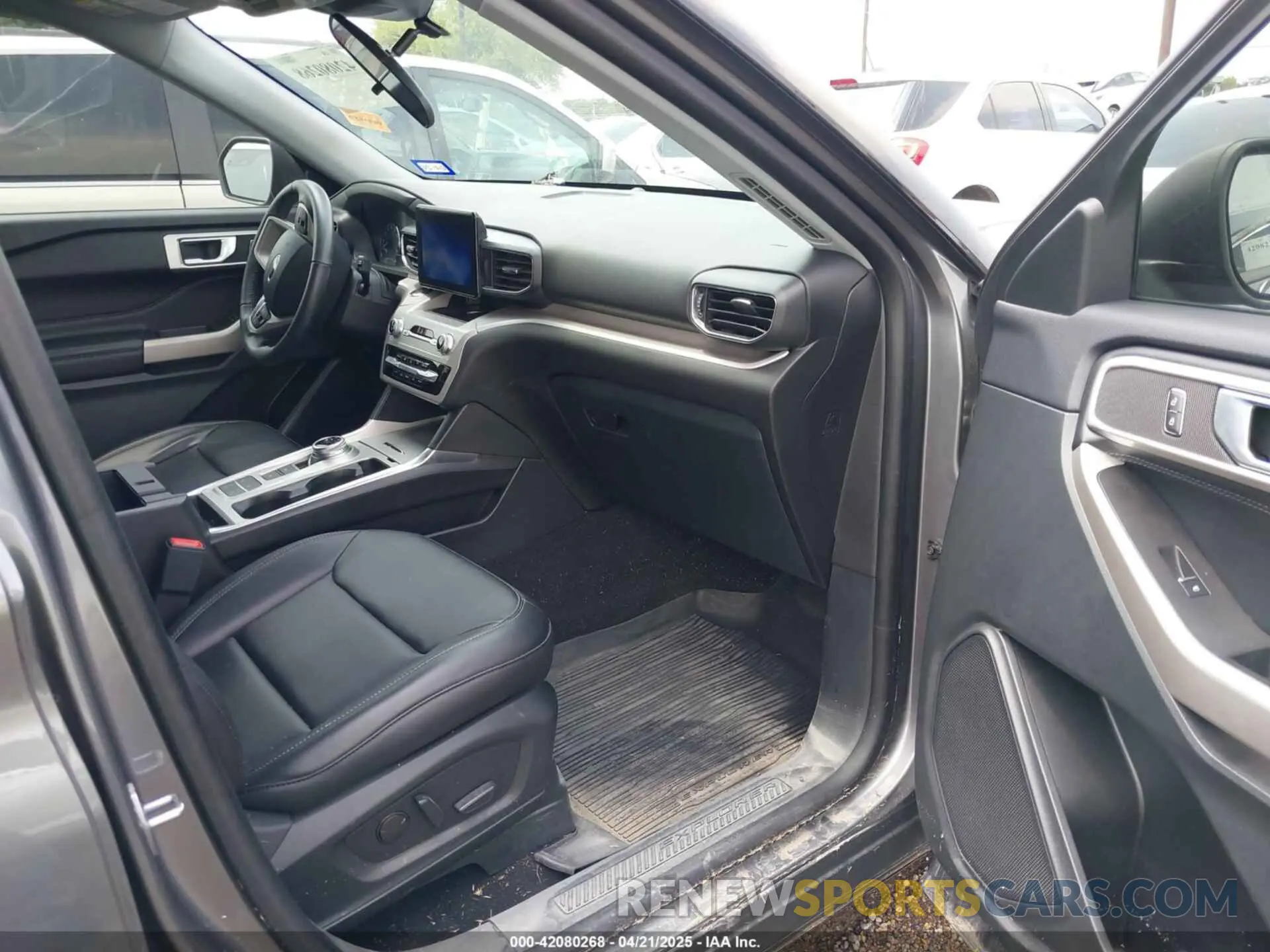 5 Photograph of a damaged car 1FMSK7DH8PGB81017 FORD EXPLORER 2023