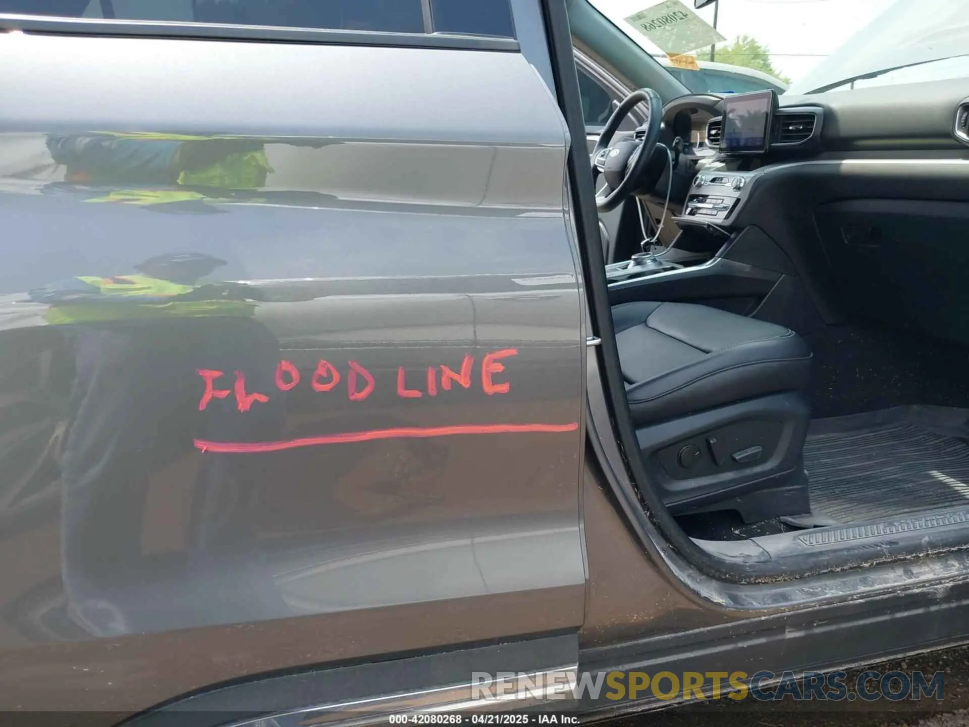 6 Photograph of a damaged car 1FMSK7DH8PGB81017 FORD EXPLORER 2023