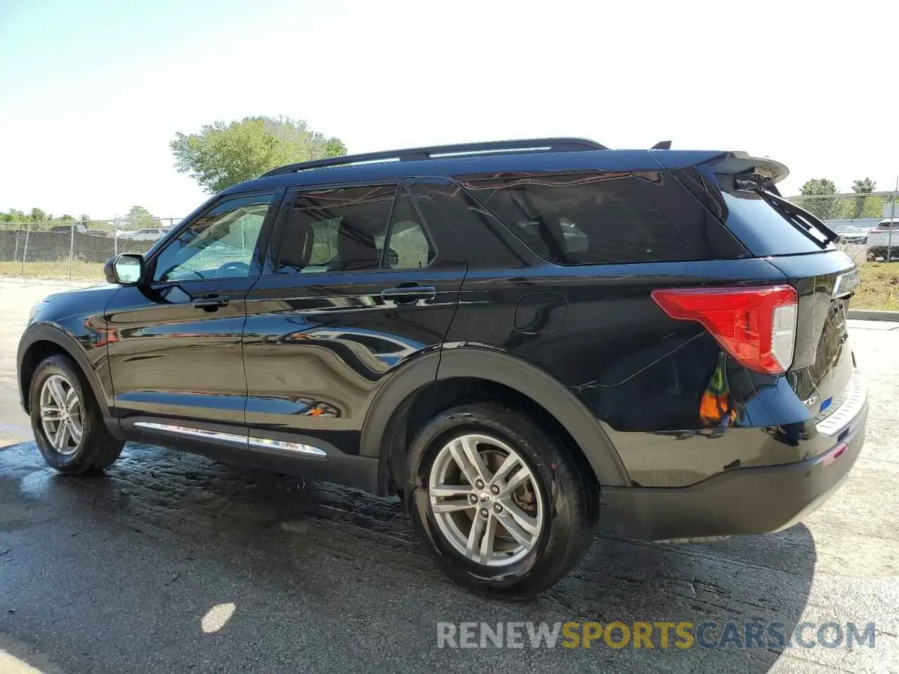 2 Photograph of a damaged car 1FMSK7DH9PGA24760 FORD EXPLORER 2023