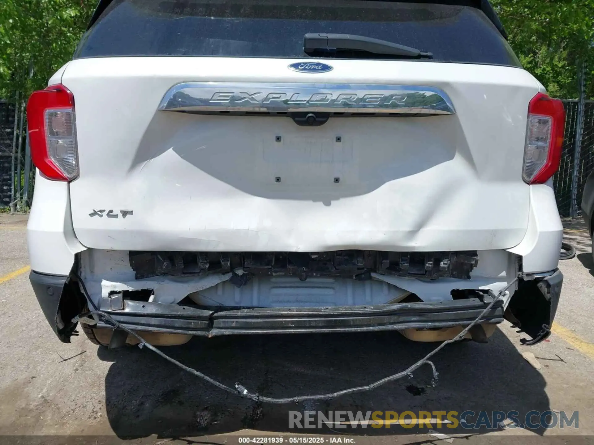 6 Photograph of a damaged car 1FMSK7DHXPGB18937 FORD EXPLORER 2023