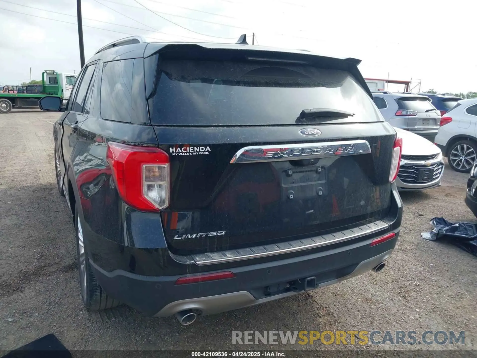 3 Фотография поврежденного автомобиля 1FMSK7FH4PGA15624 FORD EXPLORER 2023
