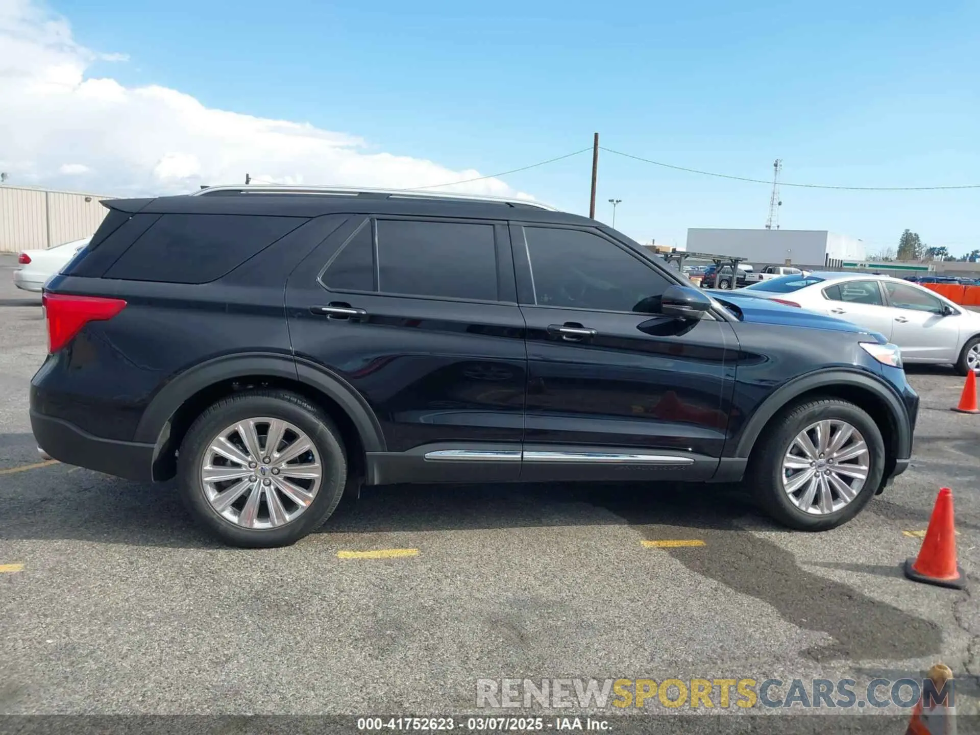 13 Photograph of a damaged car 1FMSK7FH5PGA76352 FORD EXPLORER 2023