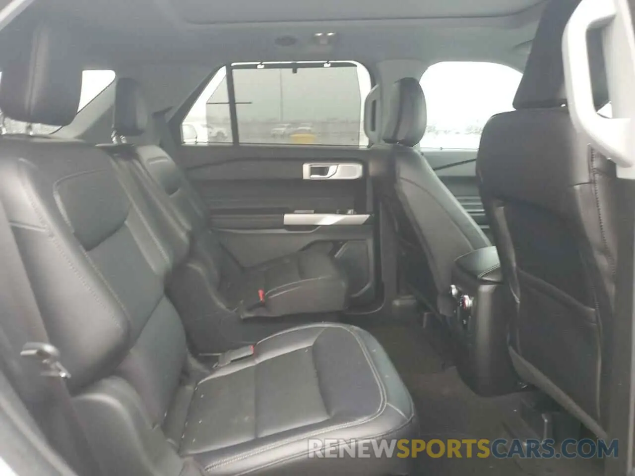 11 Фотография поврежденного автомобиля 1FMSK7FHXPGB29532 FORD EXPLORER 2023