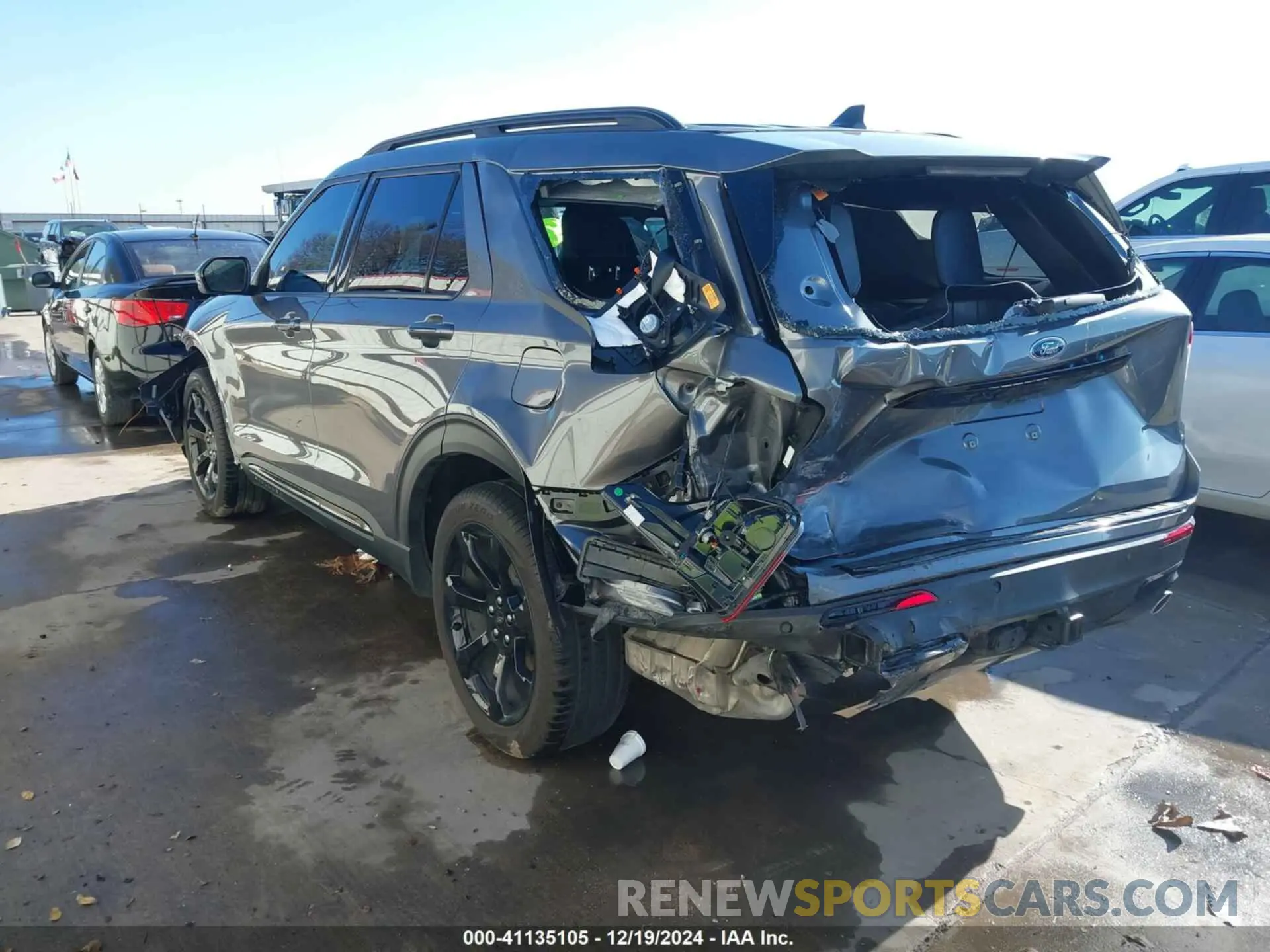 3 Фотография поврежденного автомобиля 1FMSK7KH4PGC34783 FORD EXPLORER 2023