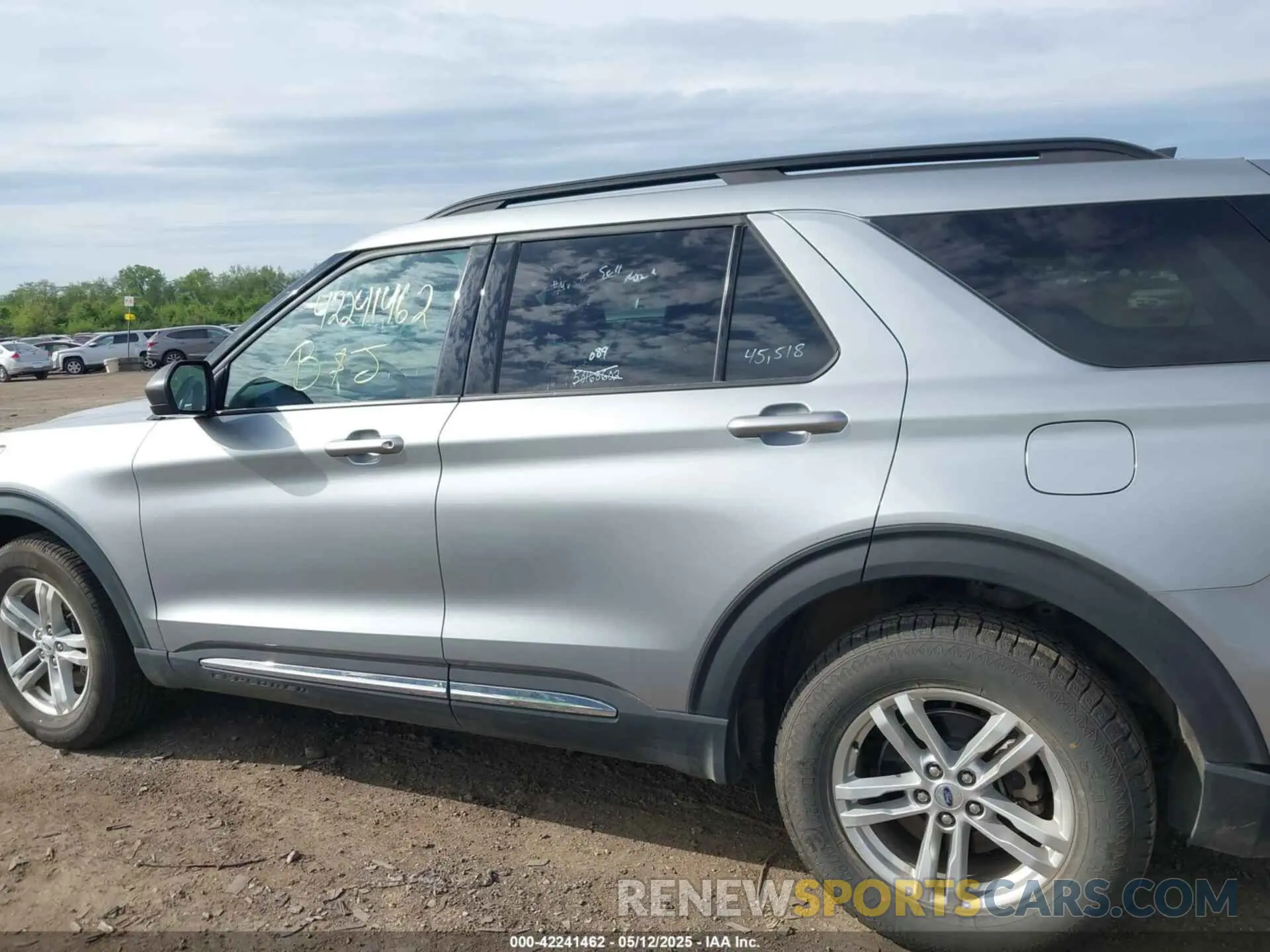 14 Photograph of a damaged car 1FMSK8DH0PGB24820 FORD EXPLORER 2023