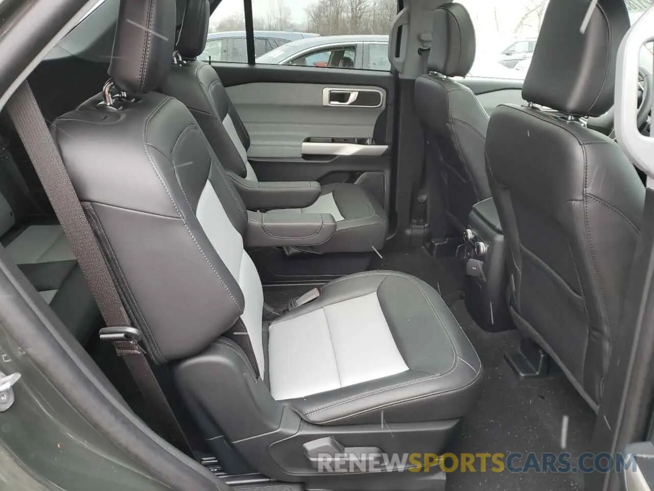 11 Фотография поврежденного автомобиля 1FMSK8DH0PGB70650 FORD EXPLORER 2023