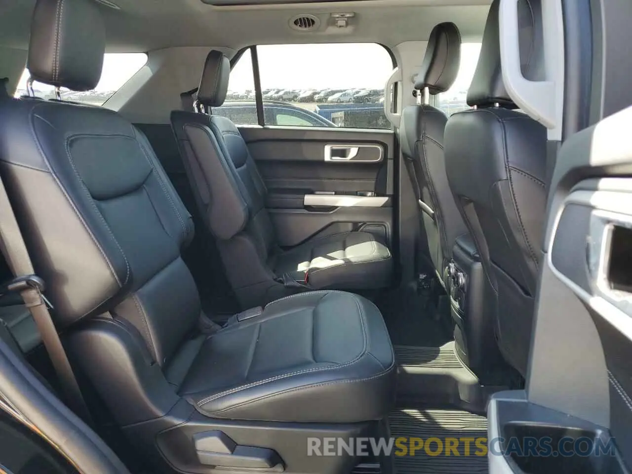 11 Фотография поврежденного автомобиля 1FMSK8DH2PGA27683 FORD EXPLORER 2023