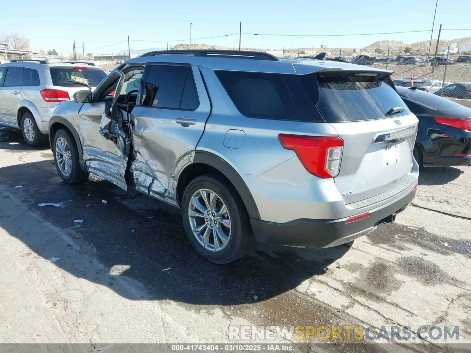 3 Фотография поврежденного автомобиля 1FMSK8DH2PGA77192 FORD EXPLORER 2023