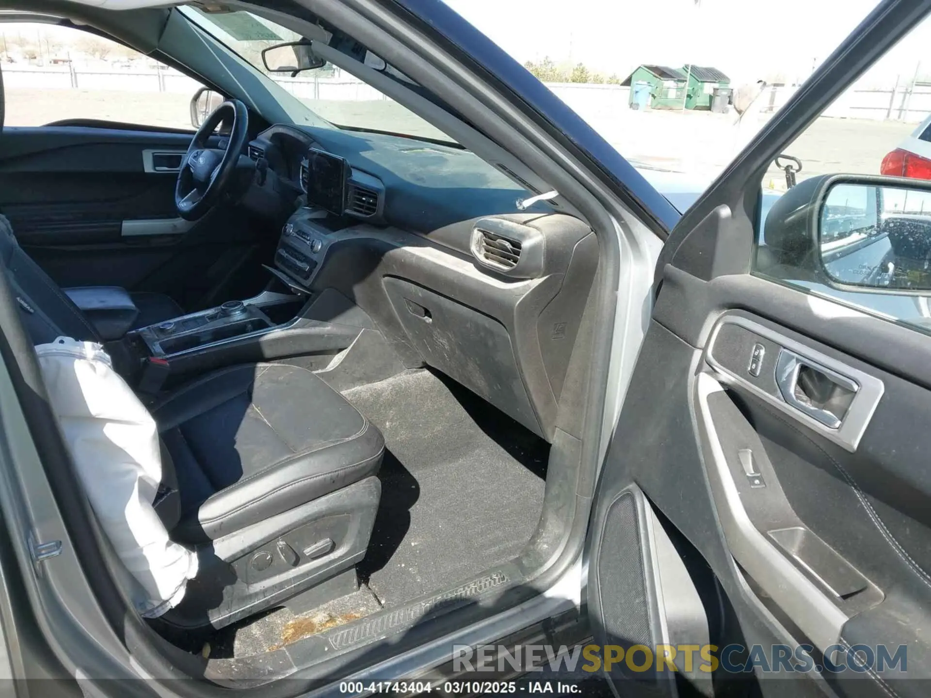 5 Фотография поврежденного автомобиля 1FMSK8DH2PGA77192 FORD EXPLORER 2023
