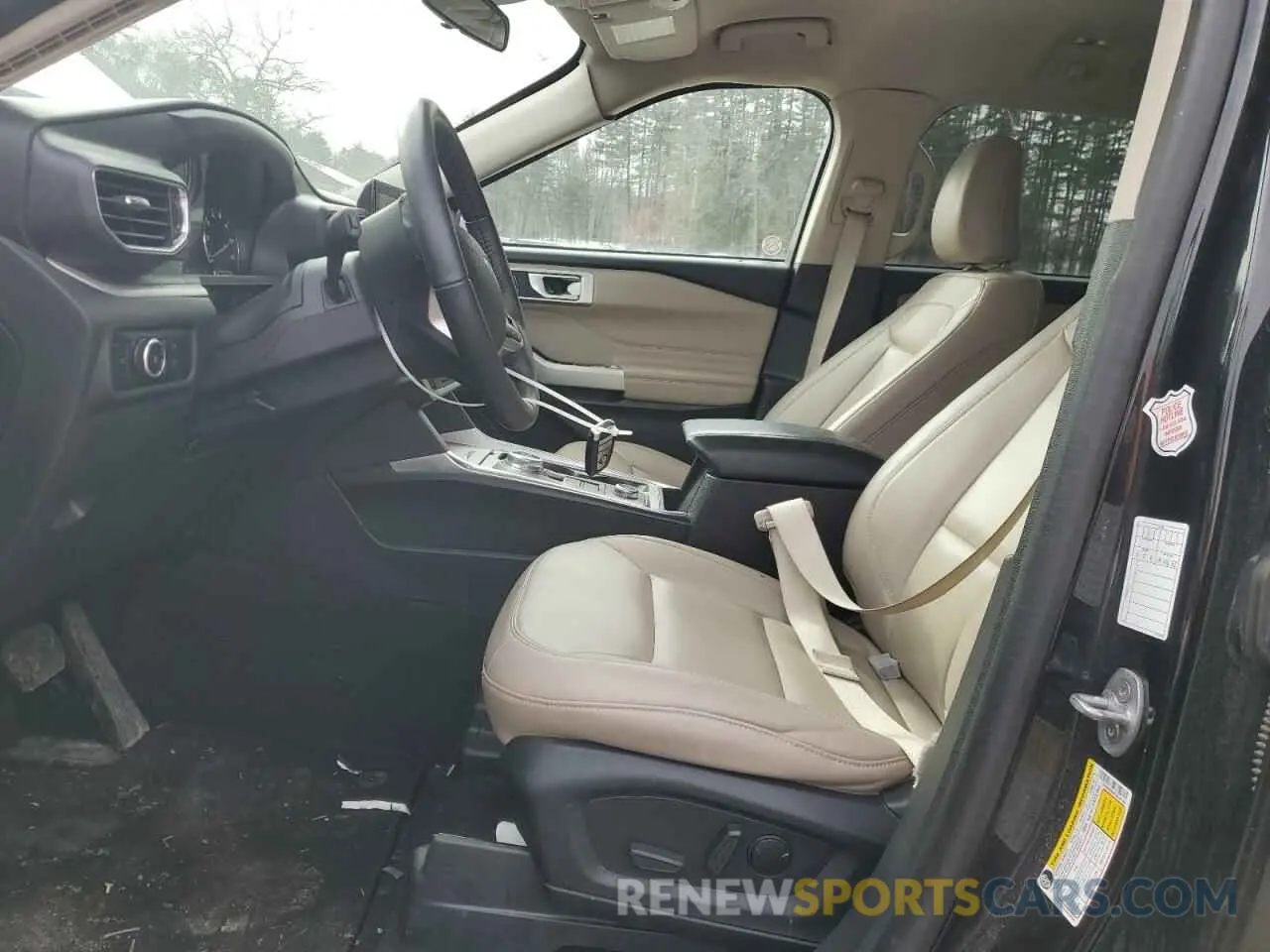 7 Фотография поврежденного автомобиля 1FMSK8DH3PGB18140 FORD EXPLORER 2023