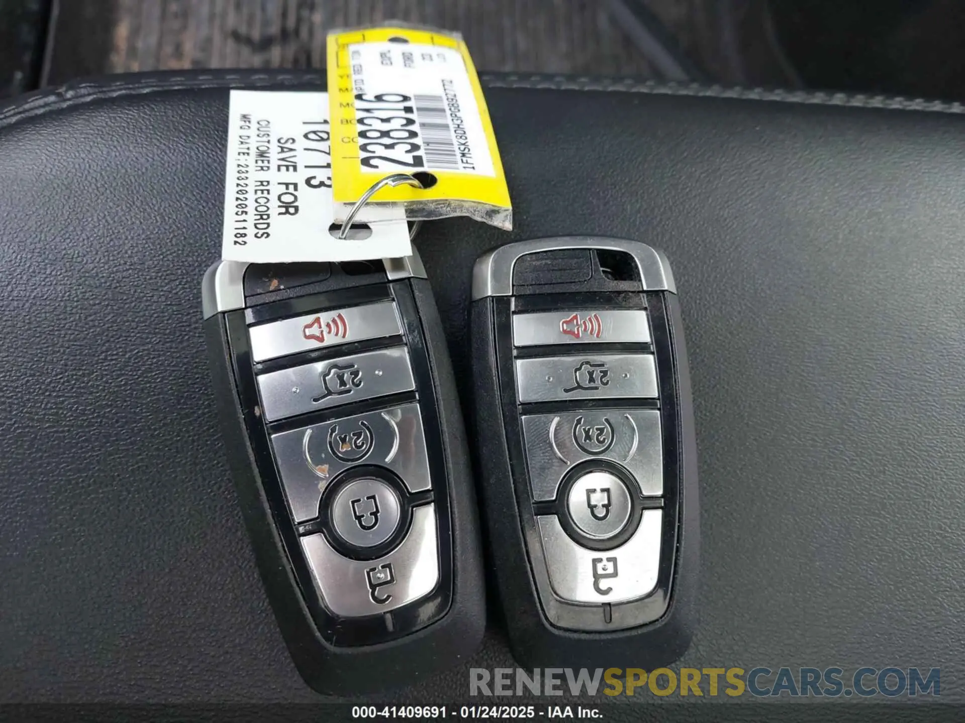 11 Фотография поврежденного автомобиля 1FMSK8DH3PGB92772 FORD EXPLORER 2023