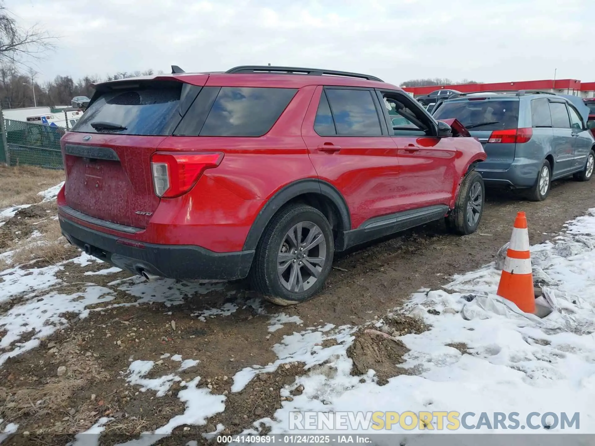 4 Фотография поврежденного автомобиля 1FMSK8DH3PGB92772 FORD EXPLORER 2023