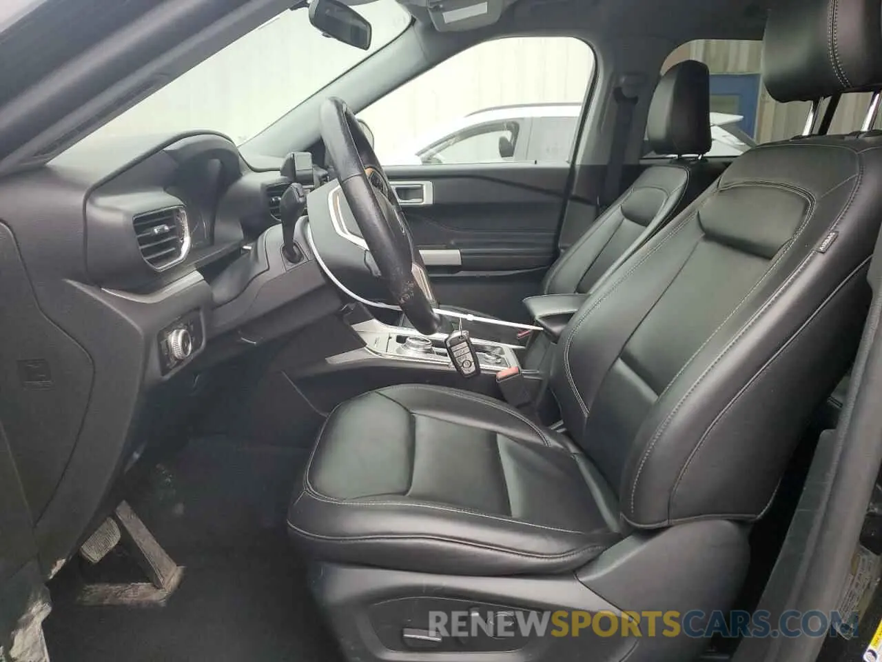 7 Фотография поврежденного автомобиля 1FMSK8DH4PGA69420 FORD EXPLORER 2023