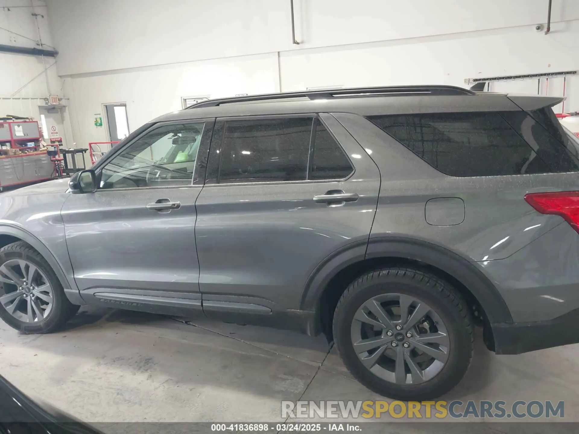 15 Photograph of a damaged car 1FMSK8DH4PGB32936 FORD EXPLORER 2023