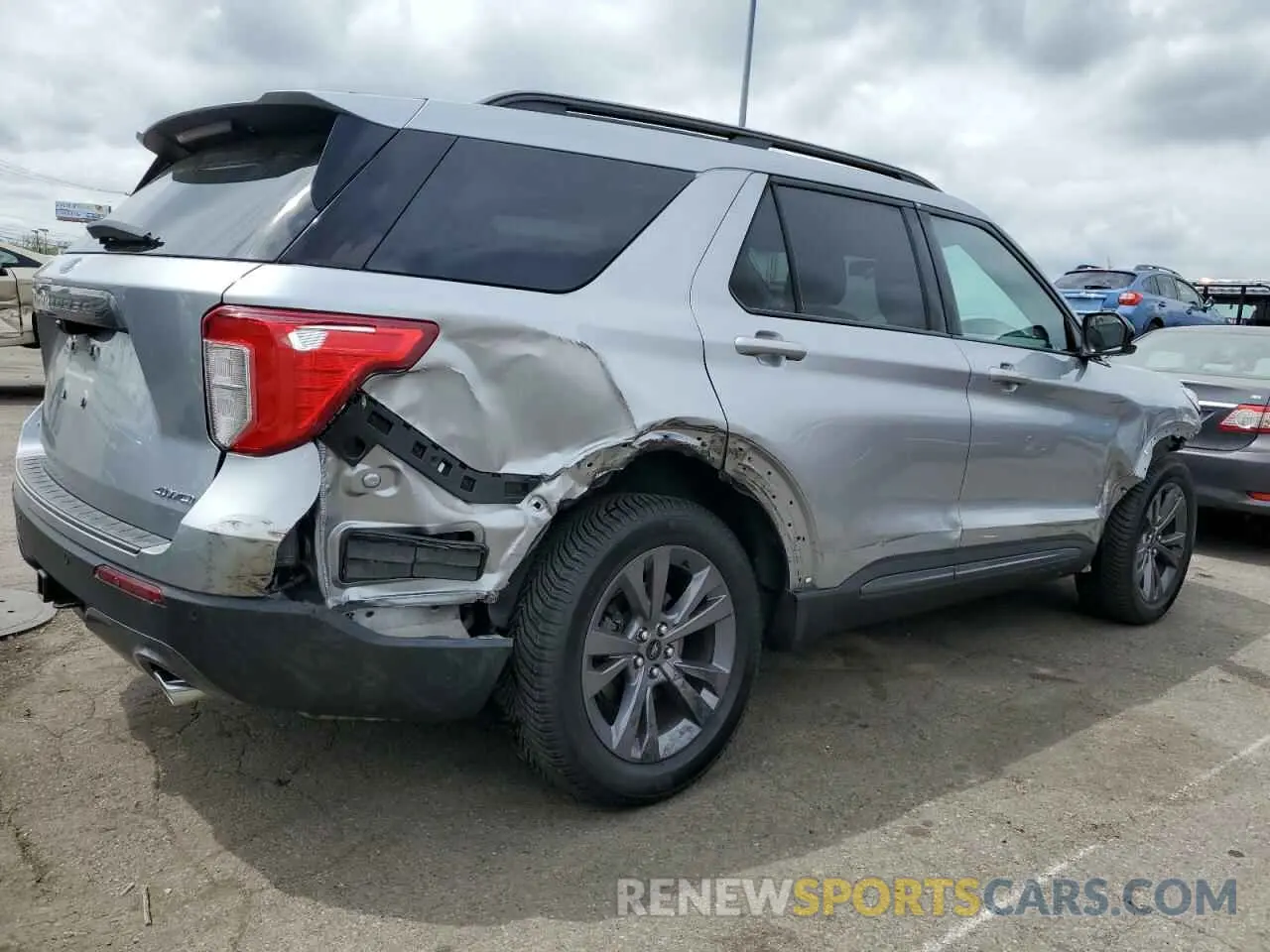 3 Фотография поврежденного автомобиля 1FMSK8DH5PGA25670 FORD EXPLORER 2023