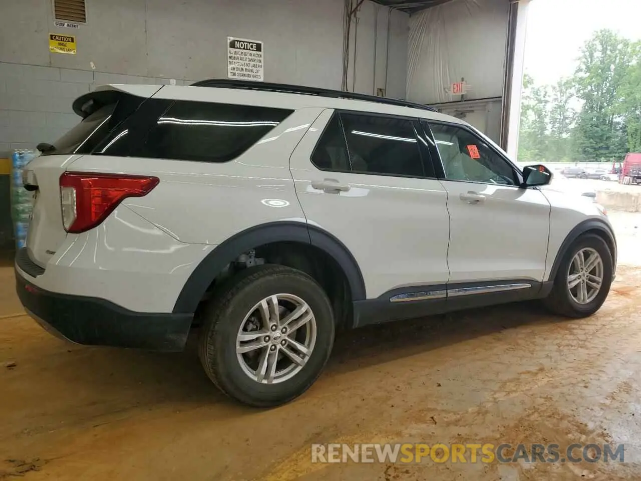 3 Photograph of a damaged car 1FMSK8DH5PGB18477 FORD EXPLORER 2023