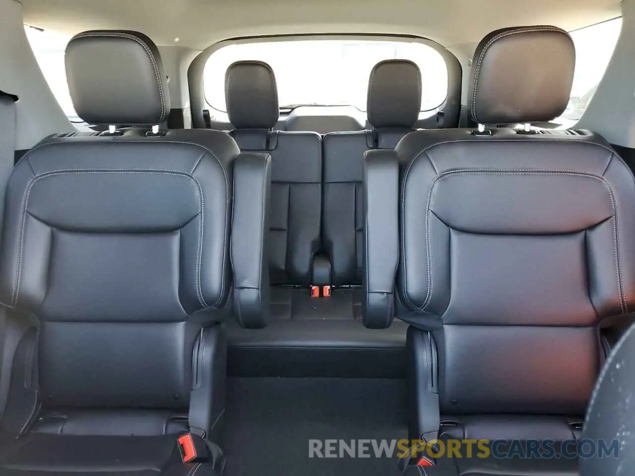 10 Фотография поврежденного автомобиля 1FMSK8DH6PGA77177 FORD EXPLORER 2023
