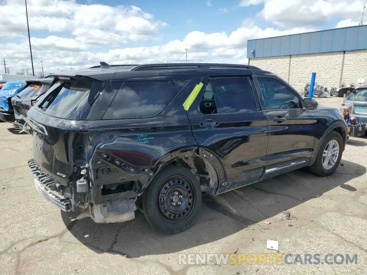 3 Фотография поврежденного автомобиля 1FMSK8DH7PGB87686 FORD EXPLORER 2023