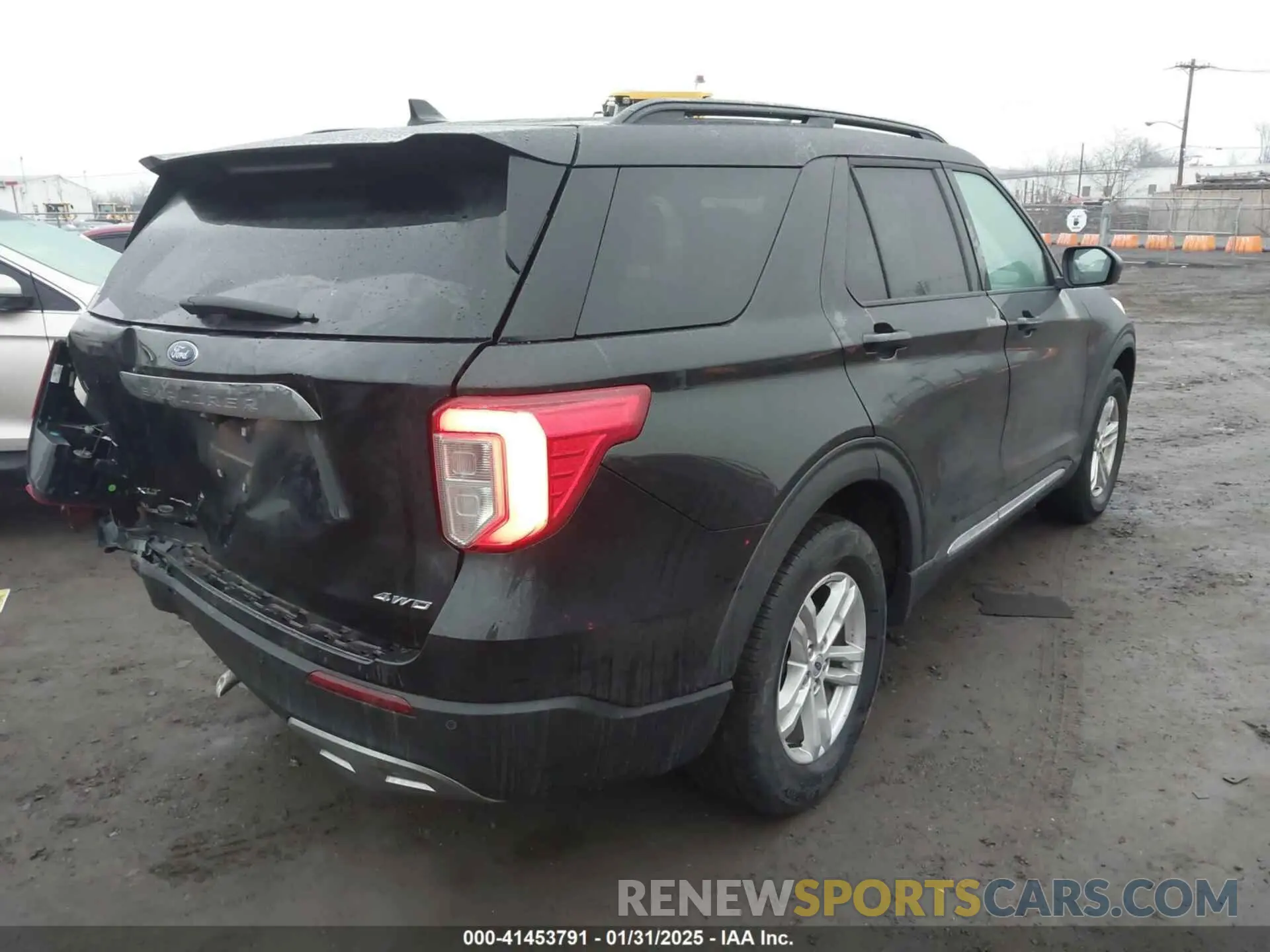 4 Photograph of a damaged car 1FMSK8DH8PGA89282 FORD EXPLORER 2023