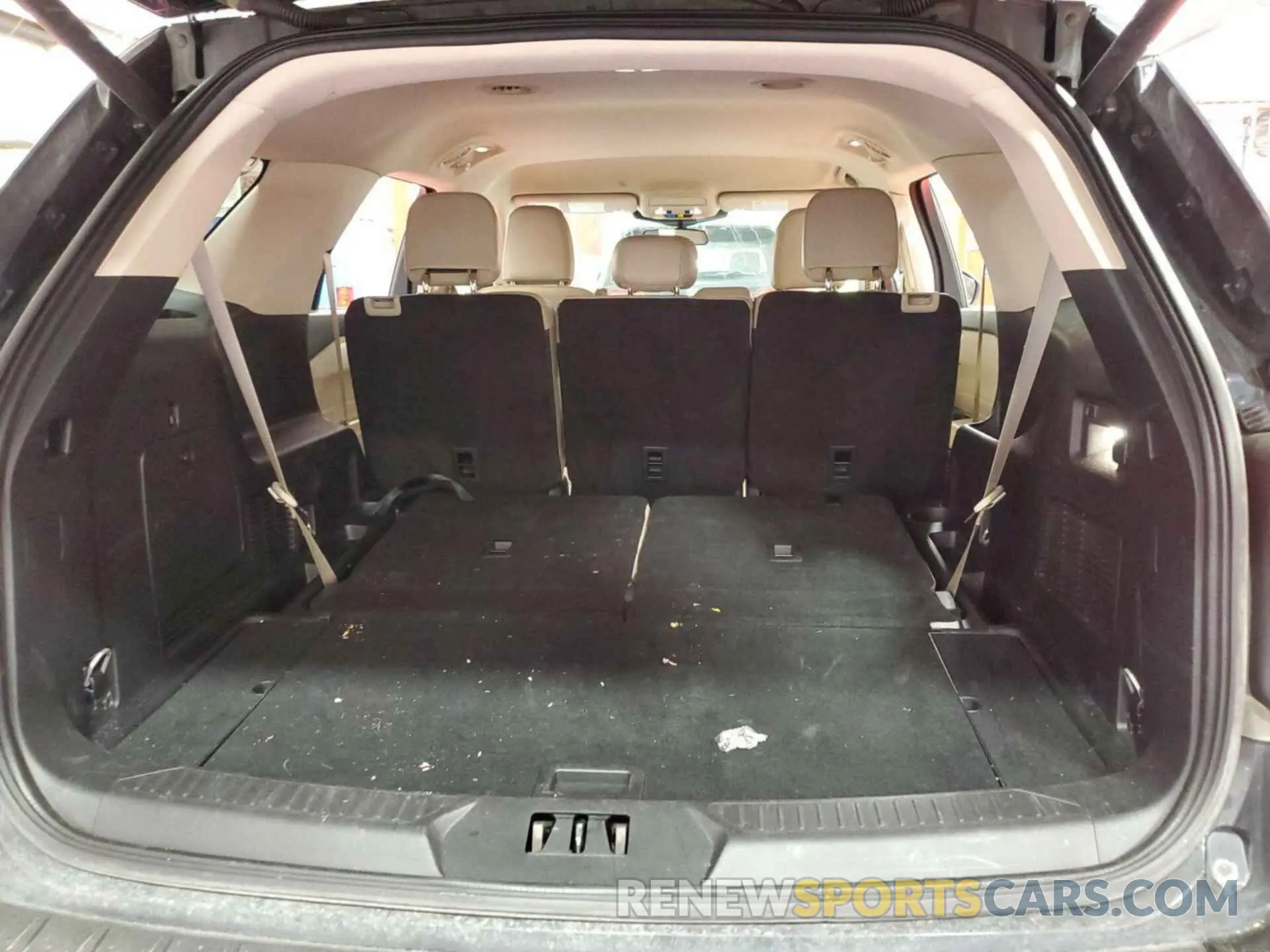 6 Photograph of a damaged car 1FMSK8DH8PGB75417 FORD EXPLORER 2023