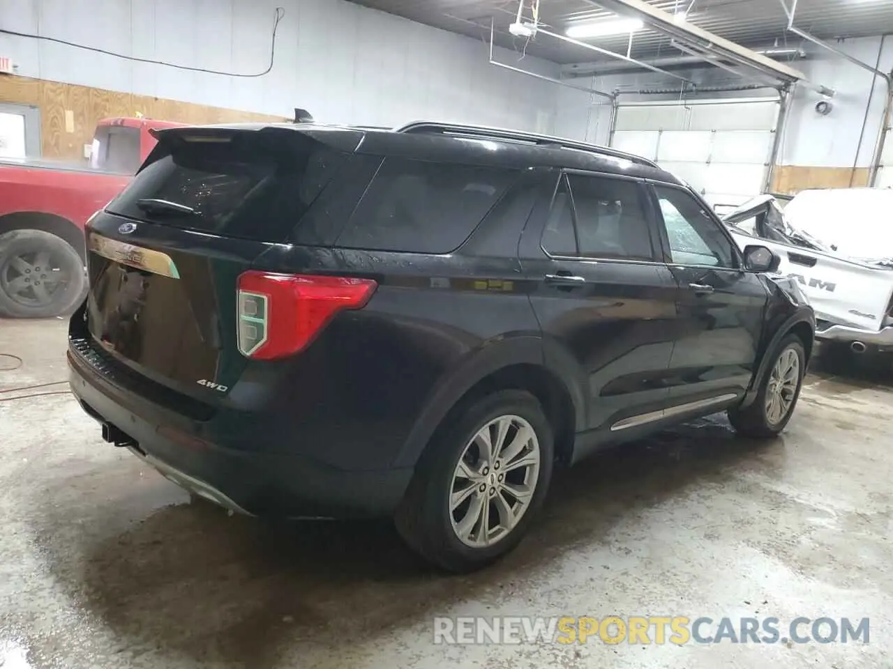 3 Фотография поврежденного автомобиля 1FMSK8DHXPGA73861 FORD EXPLORER 2023