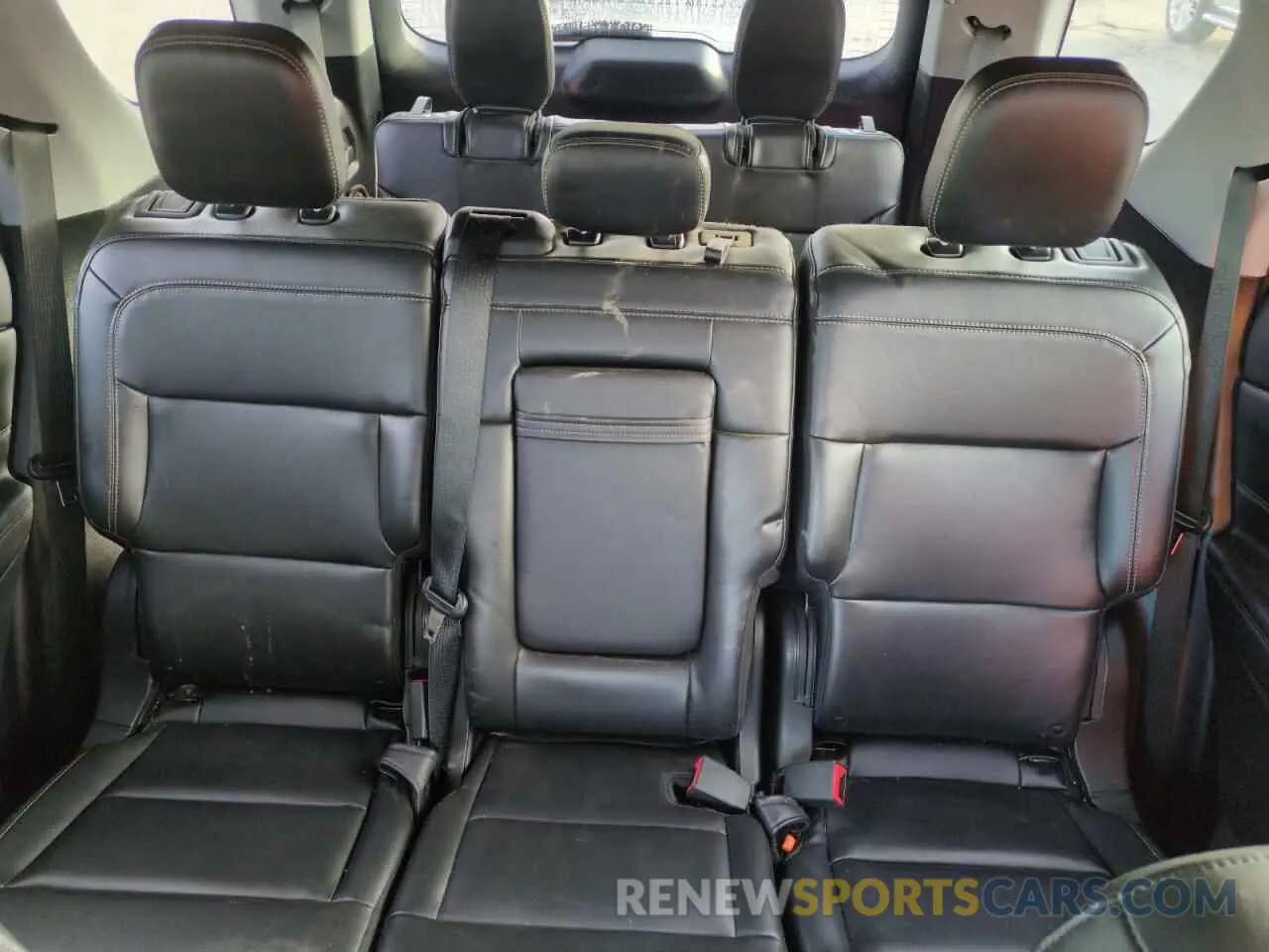 10 Photograph of a damaged car 1FMSK8DHXPGB73491 FORD EXPLORER 2023