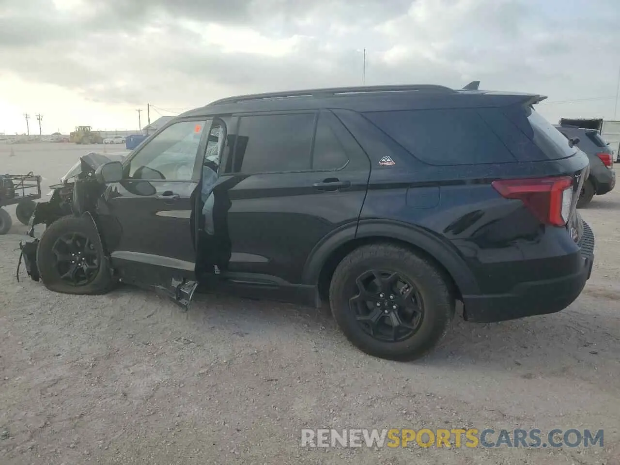 2 Фотография поврежденного автомобиля 1FMSK8JH2PGB52039 FORD EXPLORER 2023