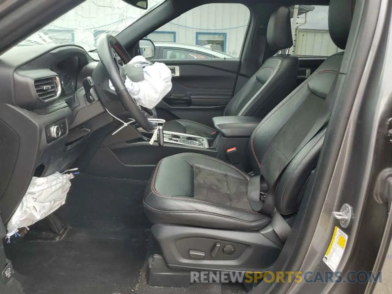 7 Фотография поврежденного автомобиля 1FMSK8KH4PGA52135 FORD EXPLORER 2023