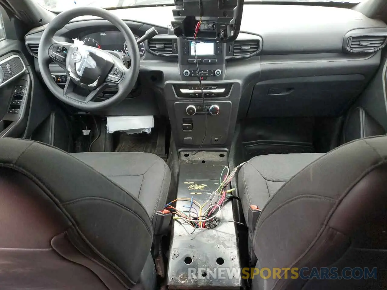 8 Photograph of a damaged car 1FM5K8AB2RGA27330 FORD EXPLORER 2024