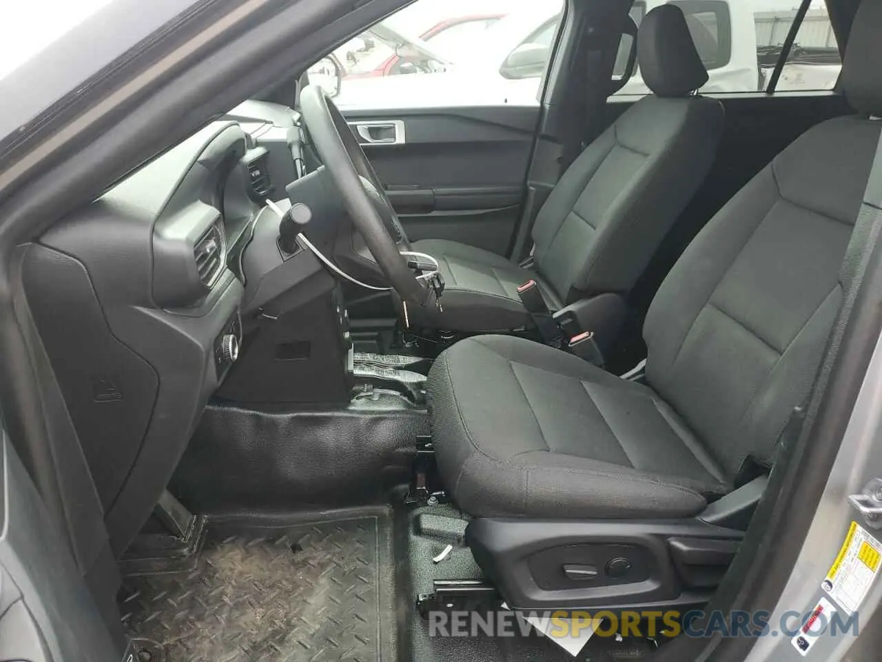 7 Фотография поврежденного автомобиля 1FM5K8AB8RGA58131 FORD EXPLORER 2024