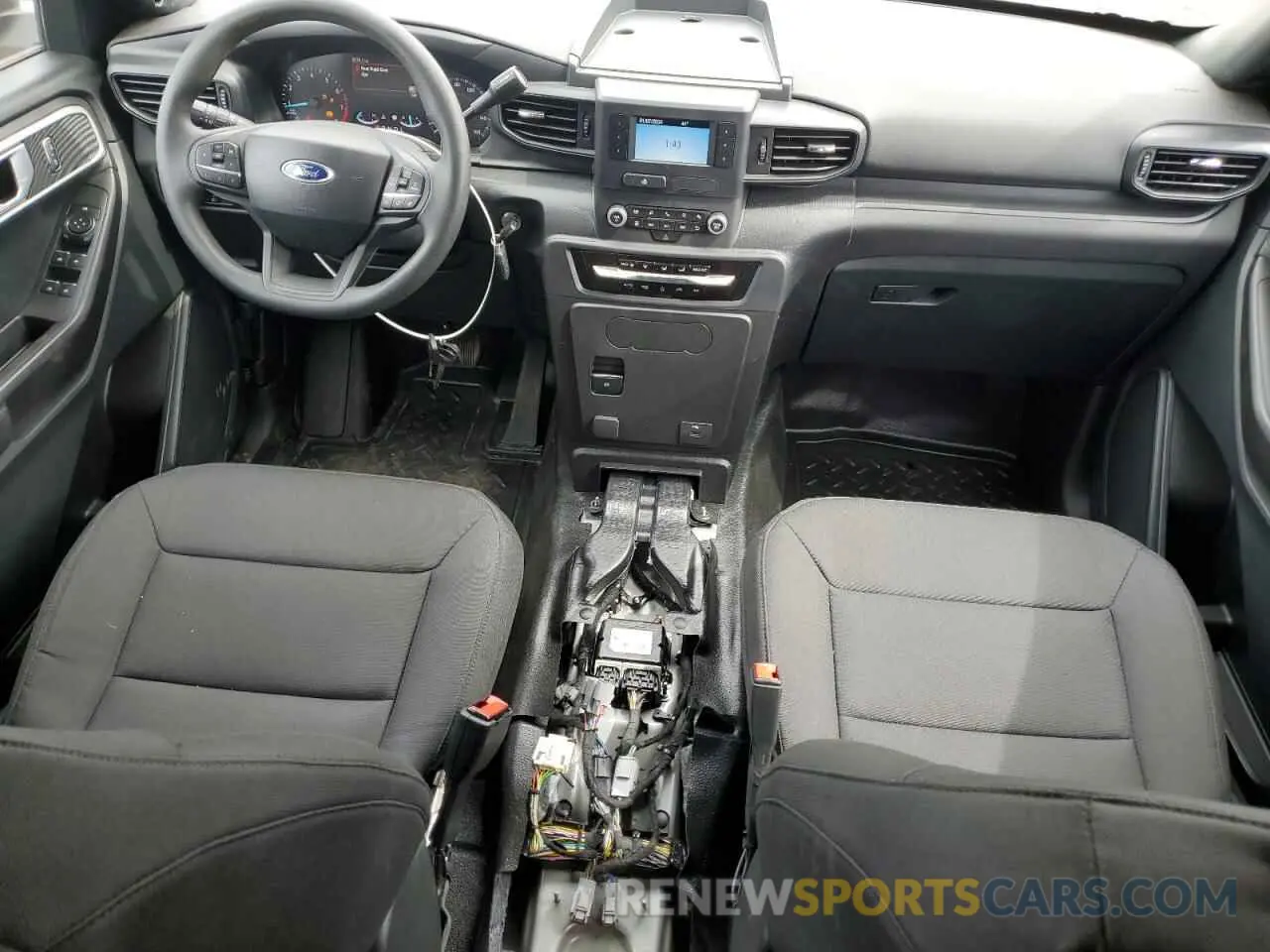 8 Фотография поврежденного автомобиля 1FM5K8AB8RGA58131 FORD EXPLORER 2024