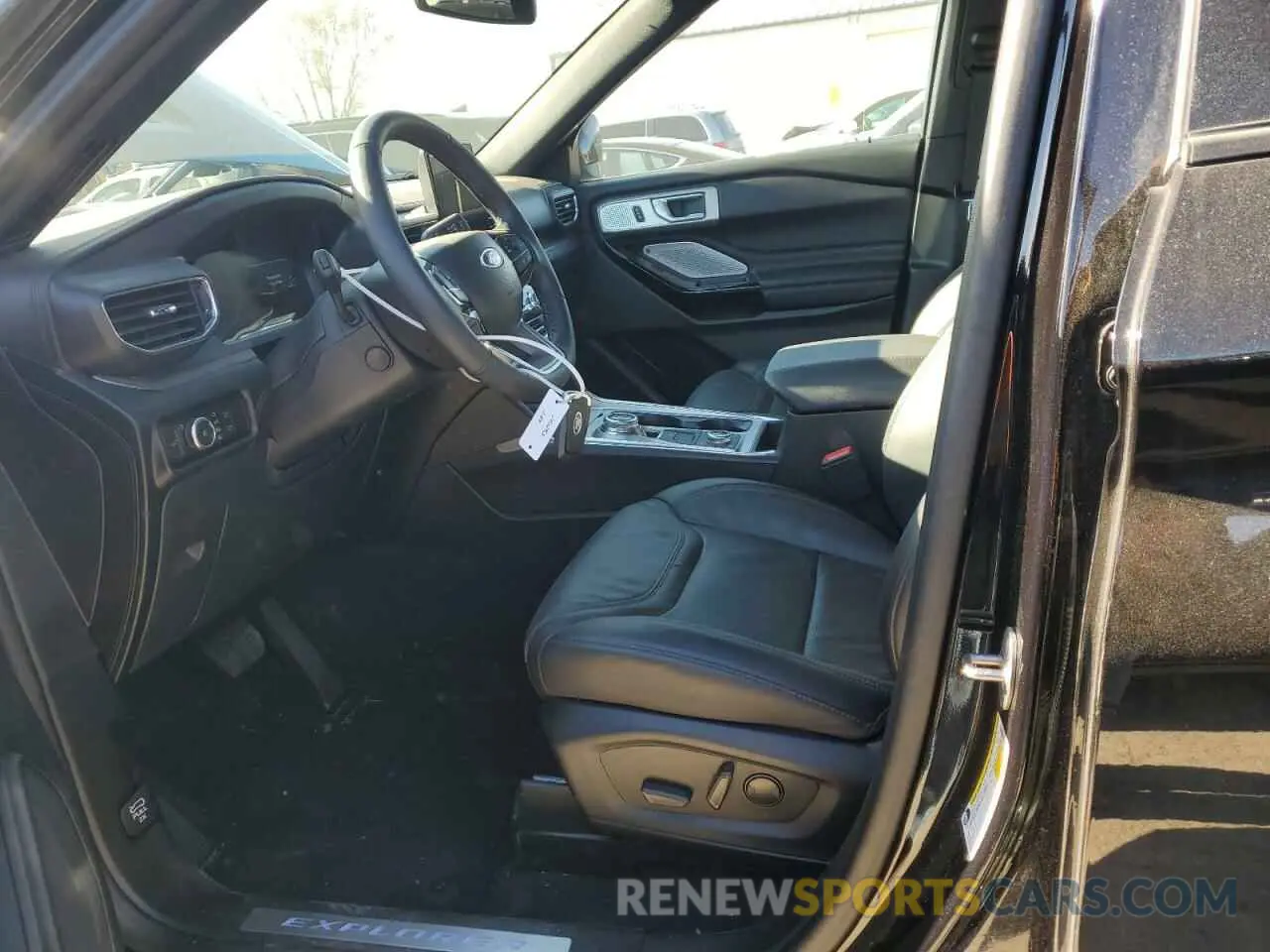 7 Фотография поврежденного автомобиля 1FM5K8HC8RGA40565 FORD EXPLORER 2024