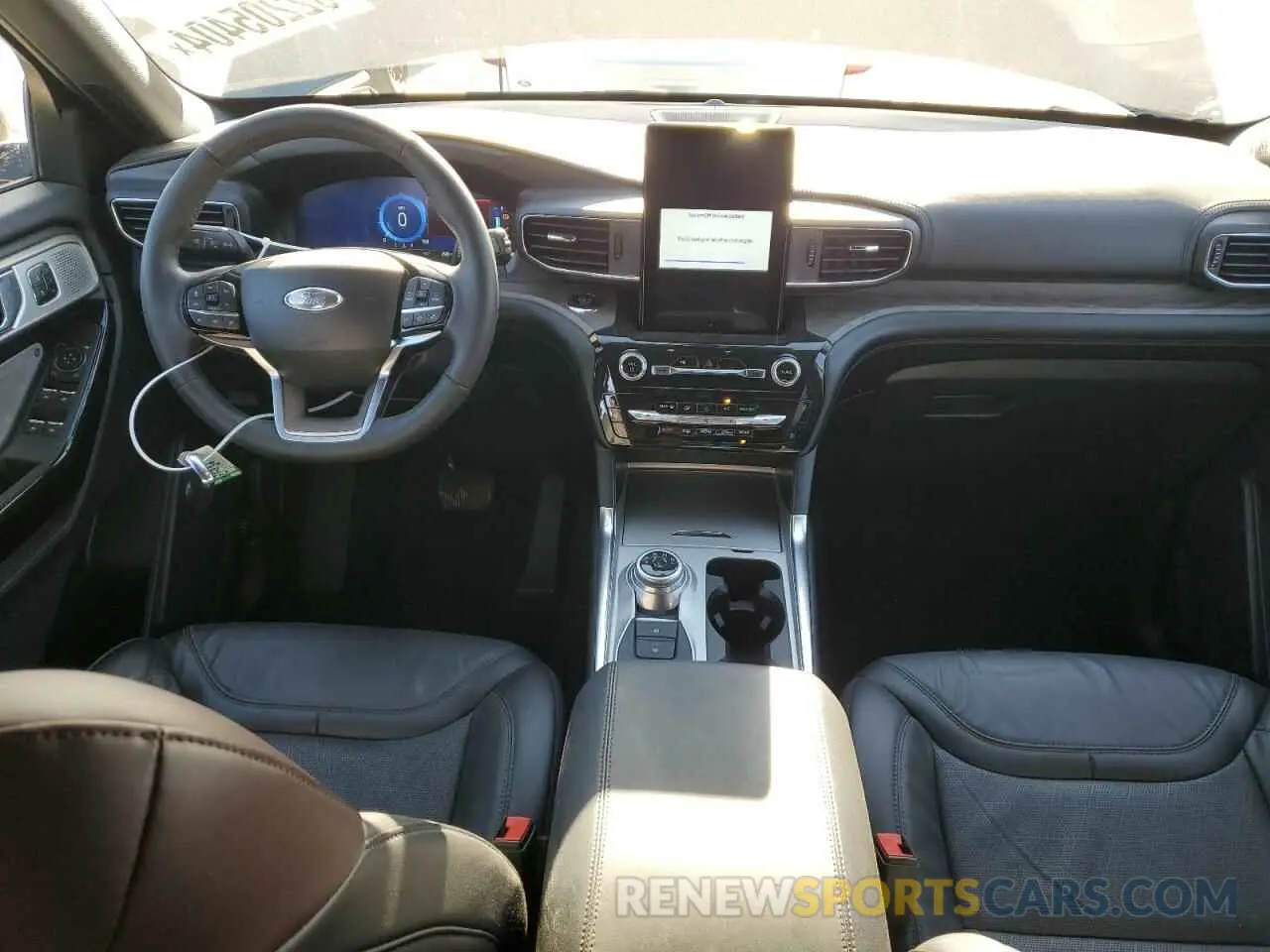 8 Фотография поврежденного автомобиля 1FM5K8HC8RGA40565 FORD EXPLORER 2024