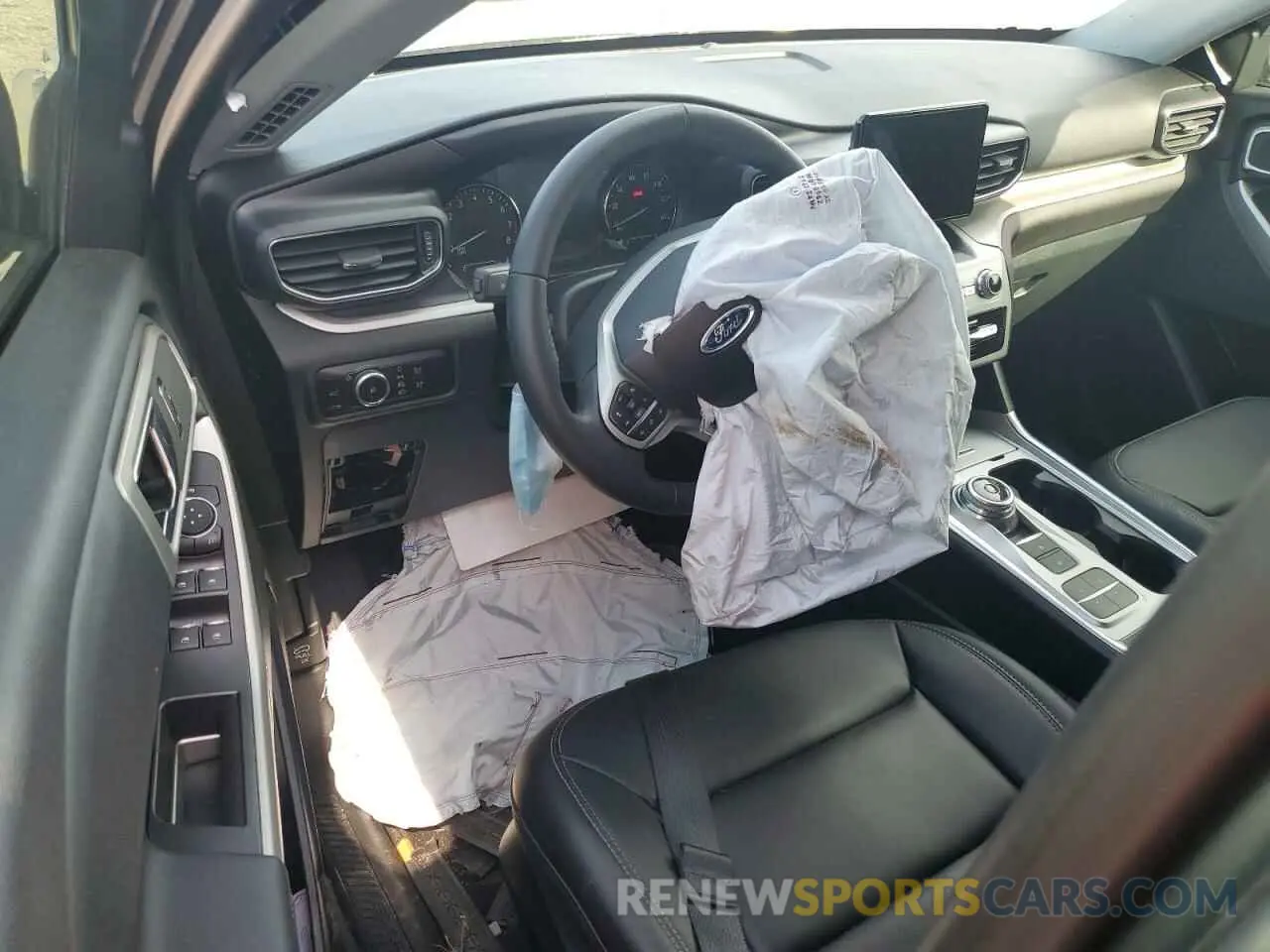 8 Photograph of a damaged car 1FMSK7DH0RGA62669 FORD EXPLORER 2024