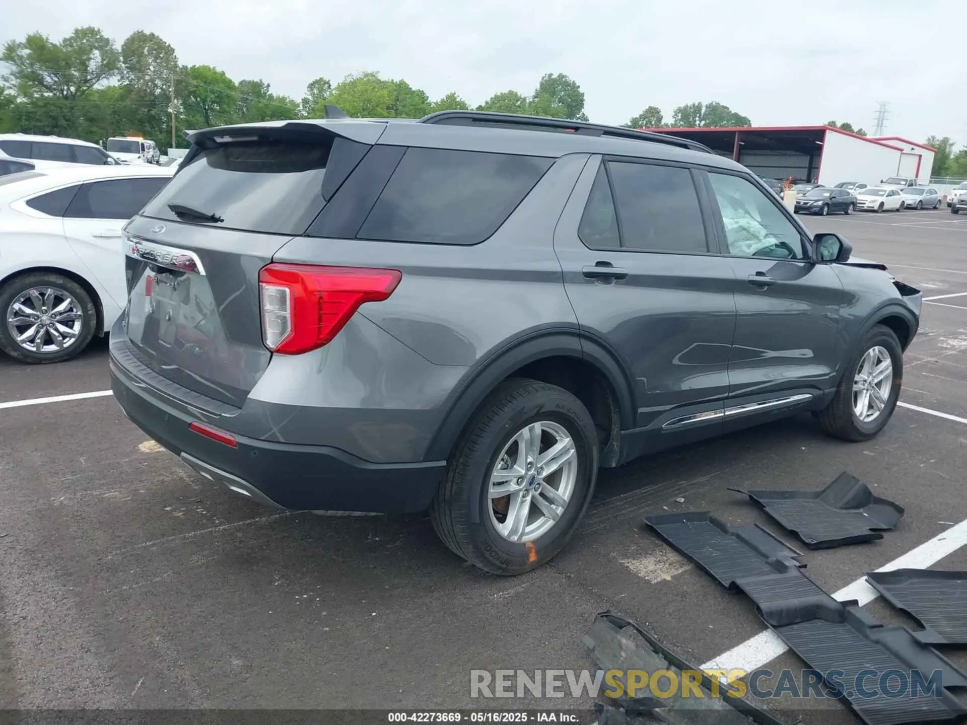 4 Photograph of a damaged car 1FMSK7DH6RGA86877 FORD EXPLORER 2024