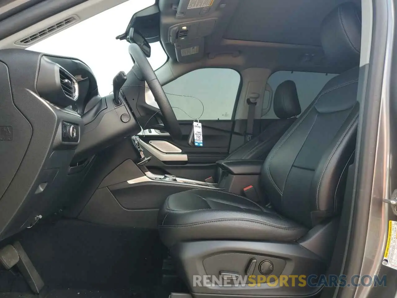 7 Фотография поврежденного автомобиля 1FMSK7FH2RGA79454 FORD EXPLORER 2024
