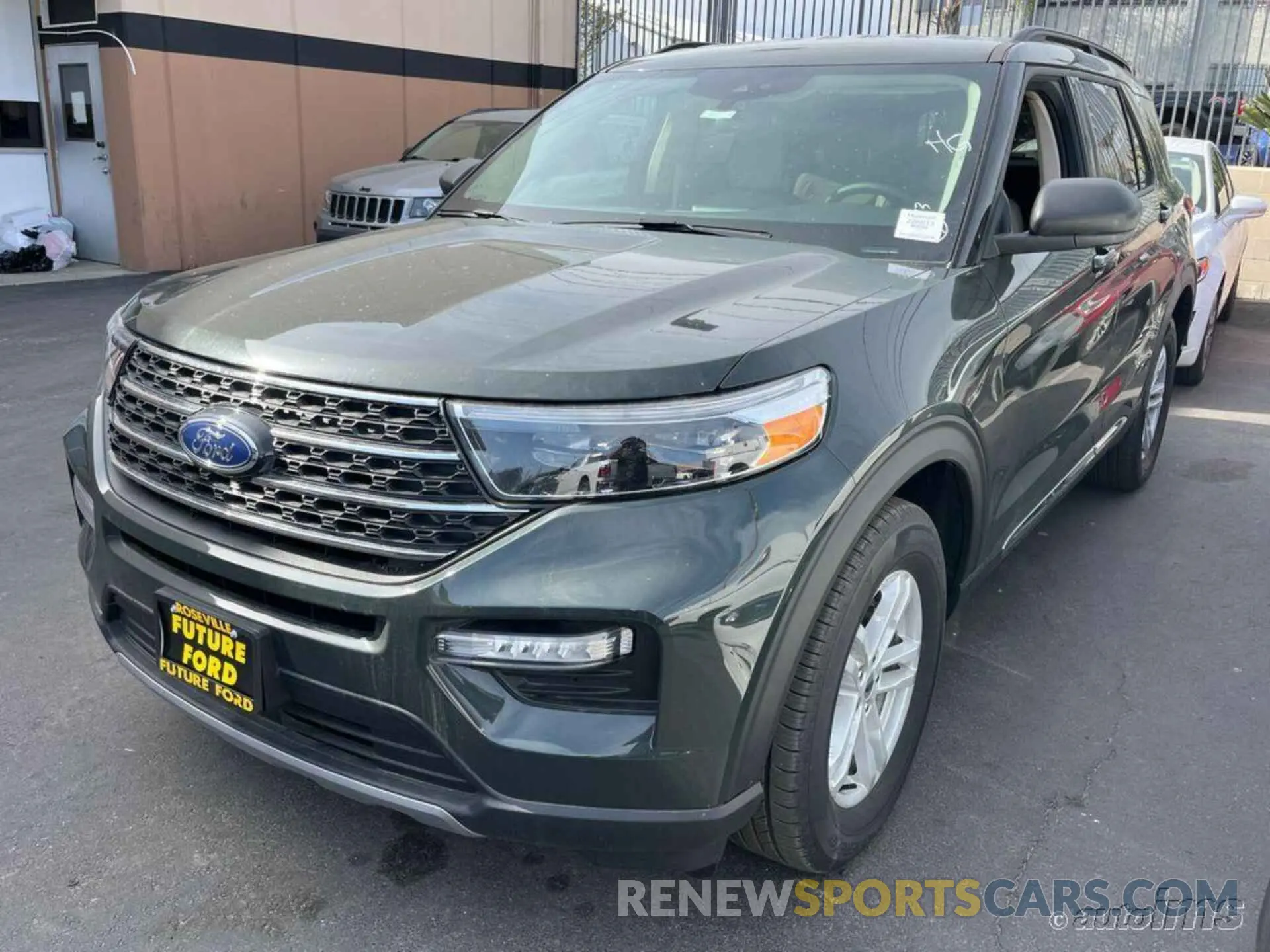 8 Photograph of a damaged car 1FMSK8DH6RGA68210 FORD EXPLORER 2024