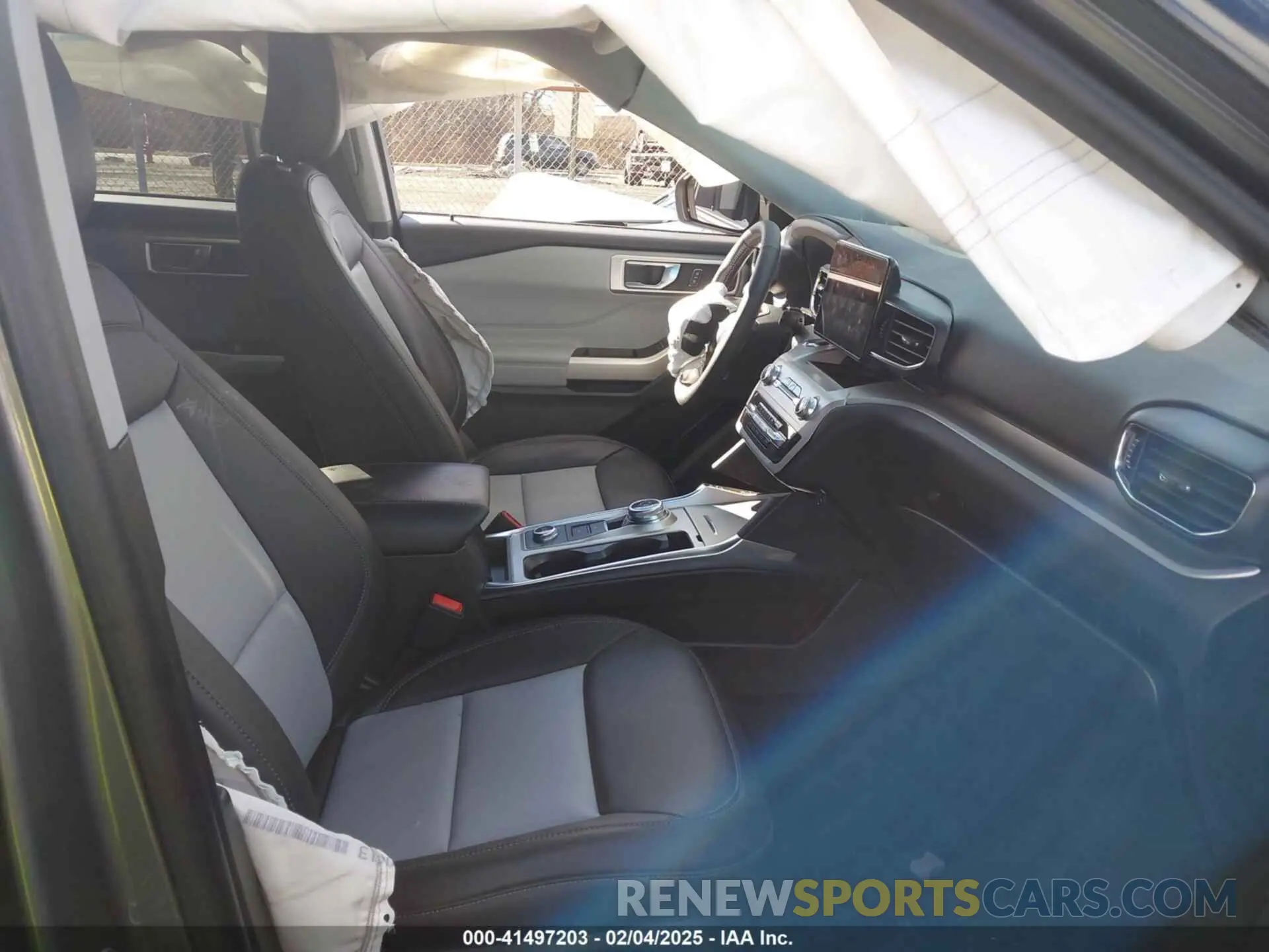 5 Фотография поврежденного автомобиля 1FMSK8DH9RGA53555 FORD EXPLORER 2024