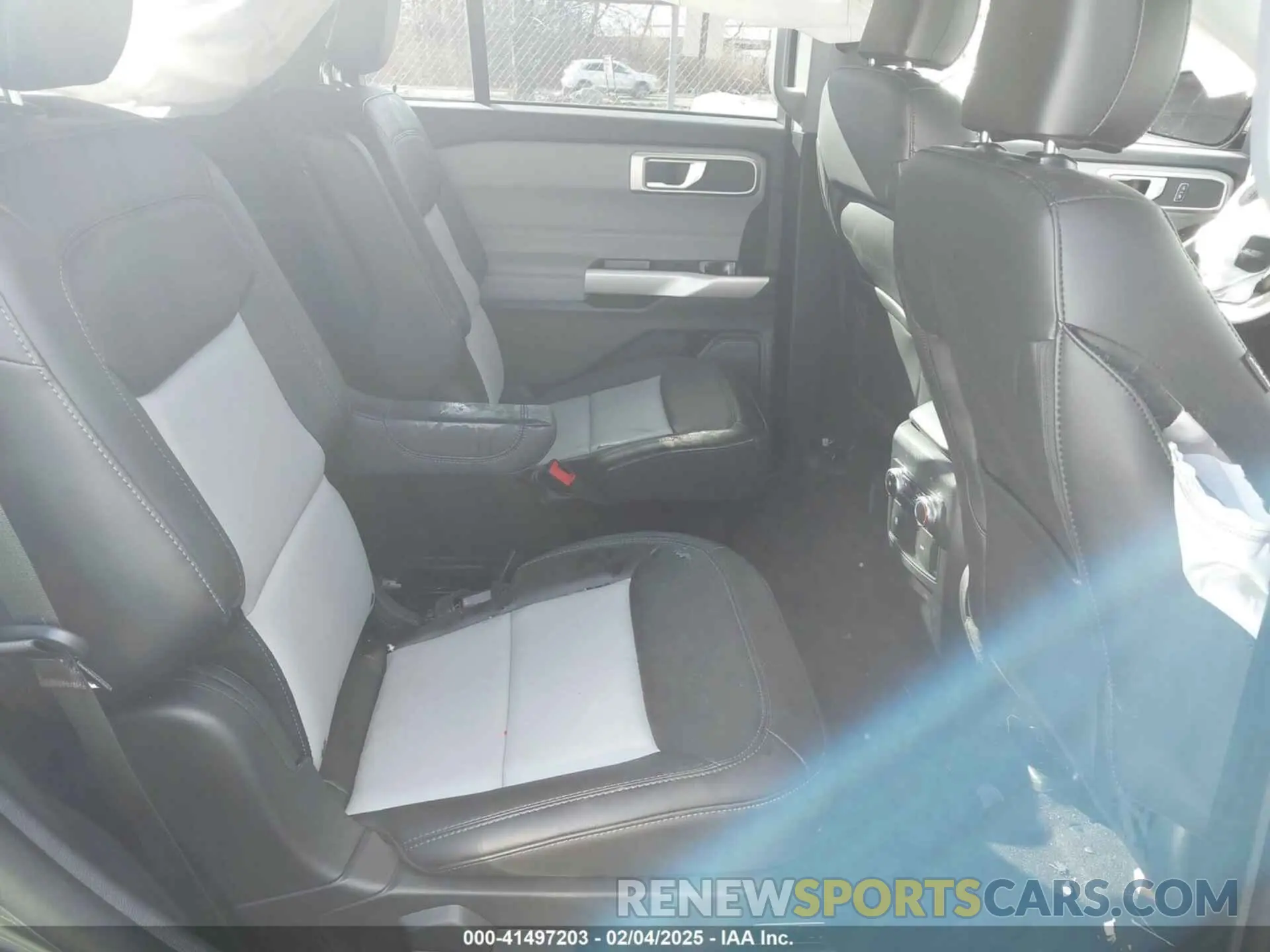 8 Фотография поврежденного автомобиля 1FMSK8DH9RGA53555 FORD EXPLORER 2024