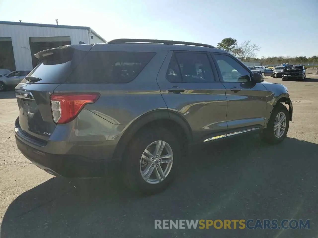 3 Фотография поврежденного автомобиля 1FMSK8DHXRGA36702 FORD EXPLORER 2024