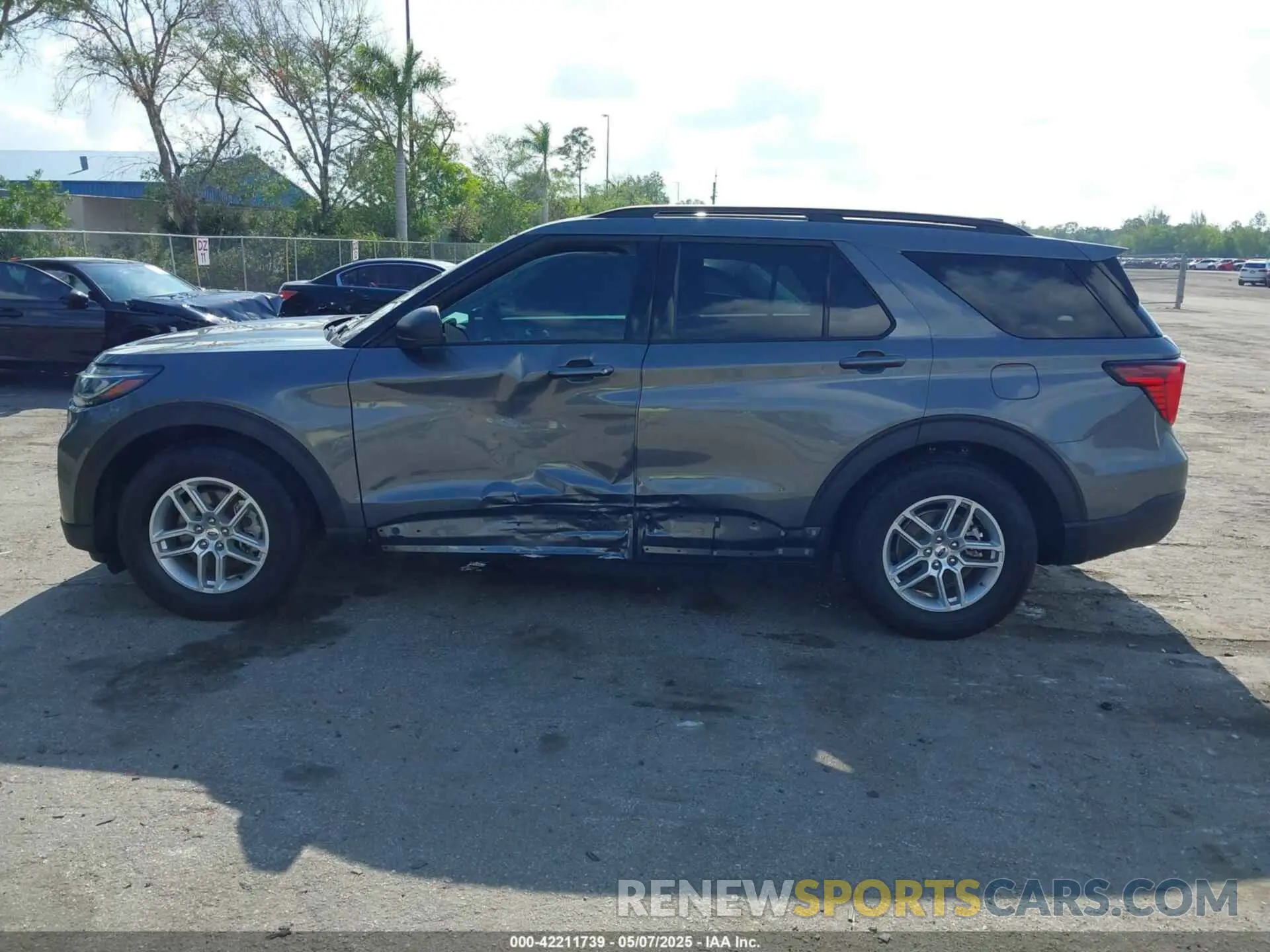 14 Фотография поврежденного автомобиля 1FMUK7DH7SGA49643 FORD EXPLORER 2025
