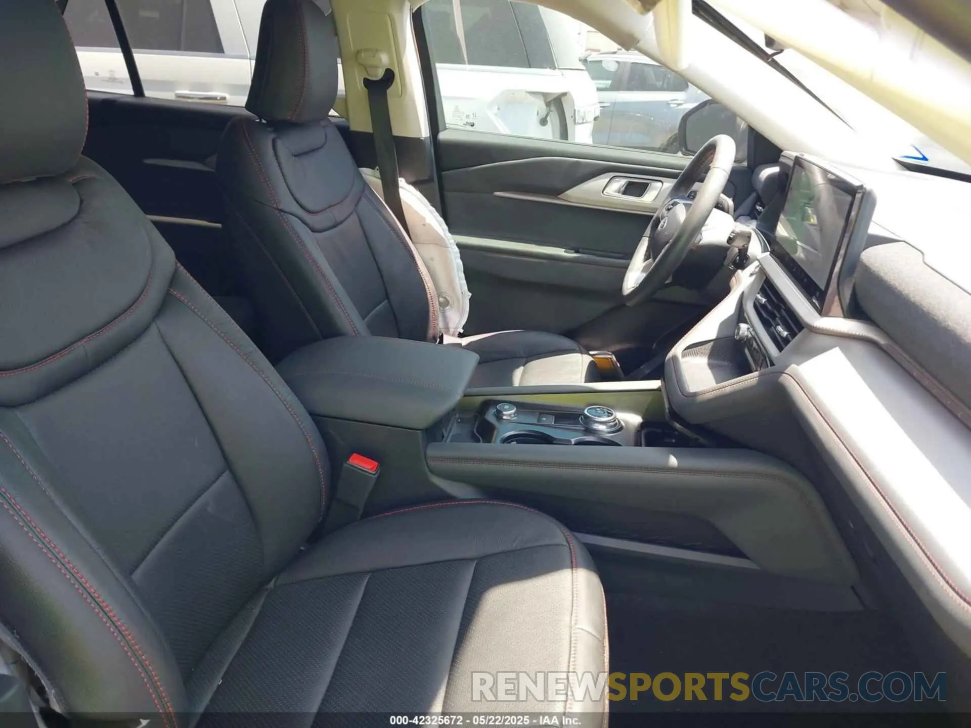 5 Фотография поврежденного автомобиля 1FMUK7DH7SGA99586 FORD EXPLORER 2025