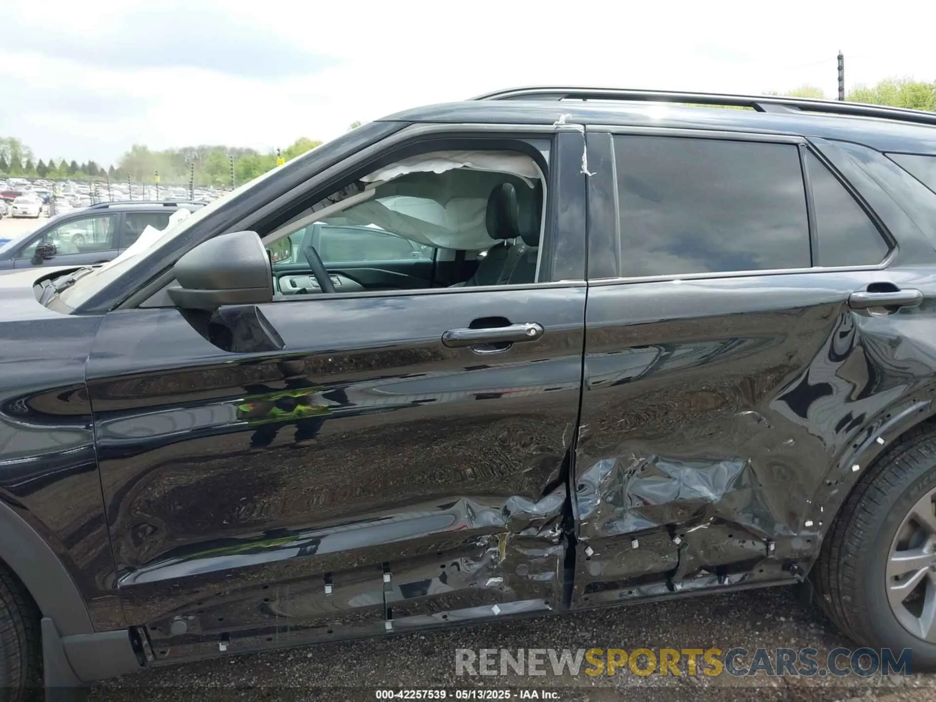 6 Photograph of a damaged car 1FMUK8DH6SGA90092 FORD EXPLORER 2025
