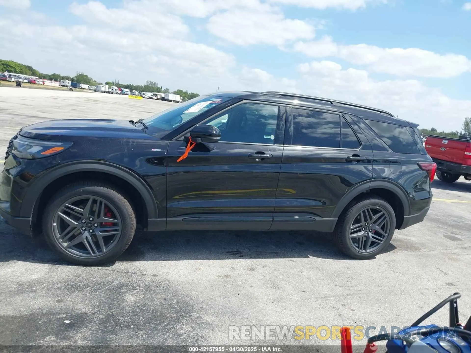 14 Photograph of a damaged car 1FMUK8KH3SGB39865 FORD EXPLORER 2025