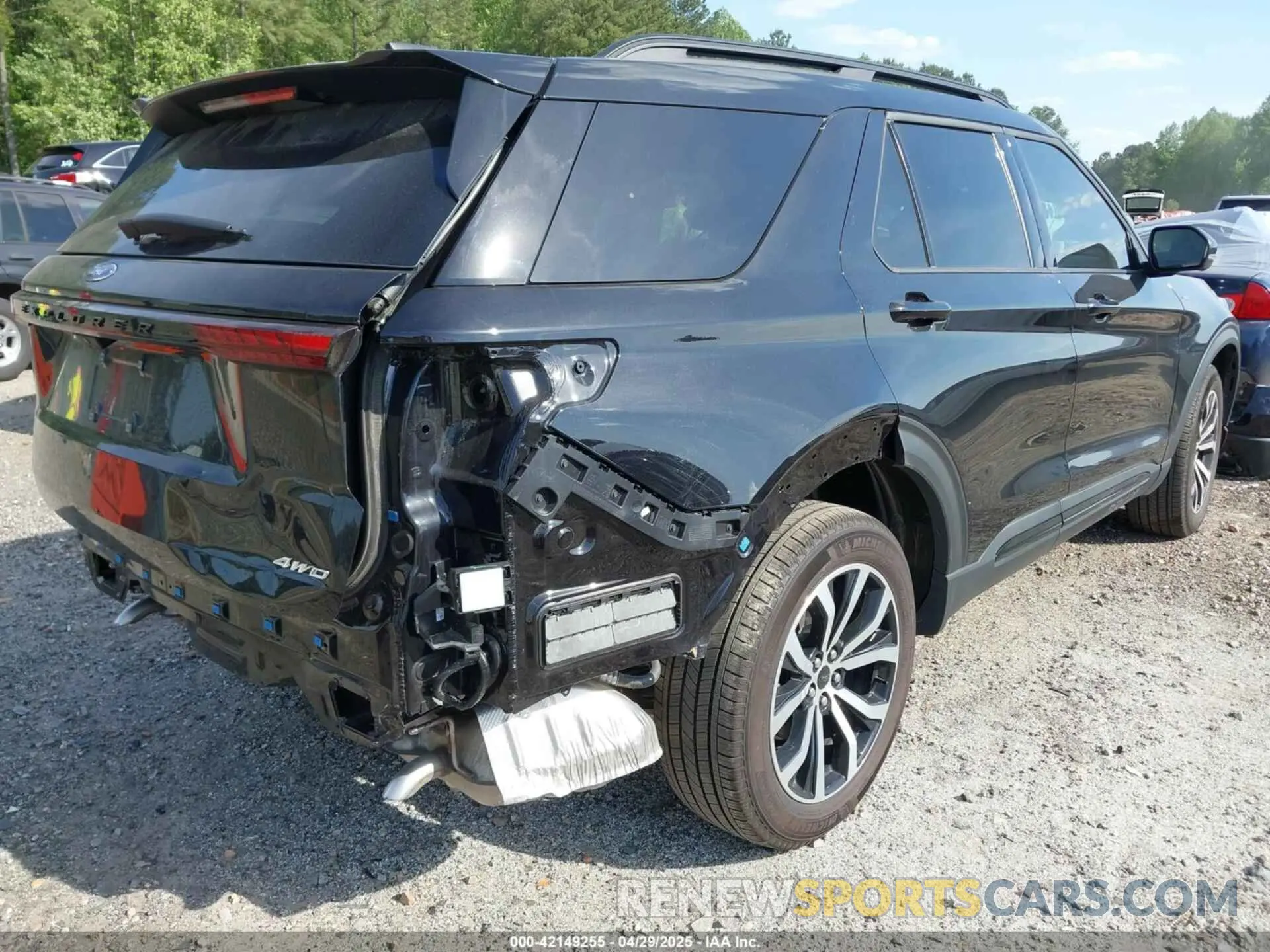 4 Photograph of a damaged car 1FMUK8KH4SGA70359 FORD EXPLORER 2025